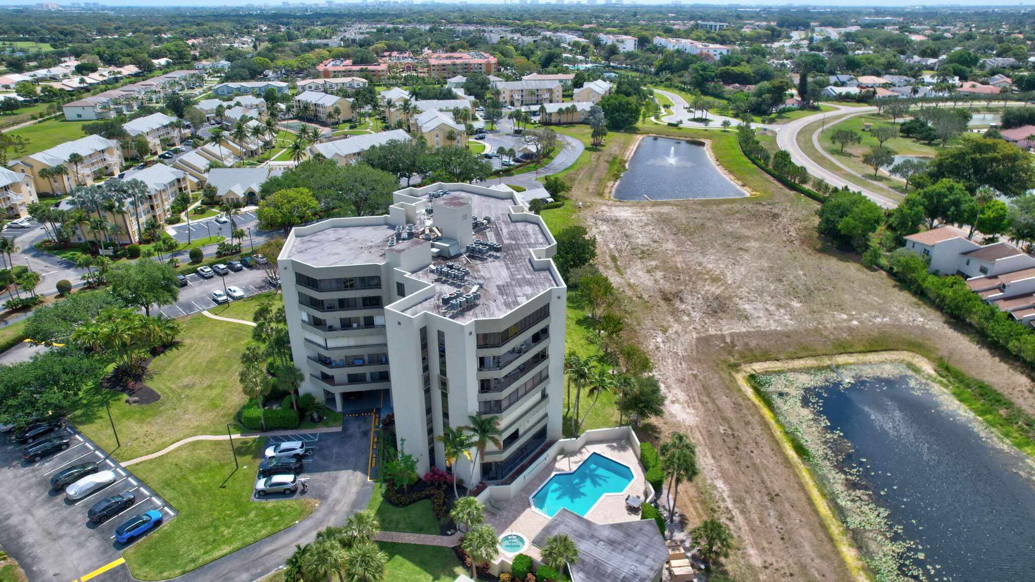 6372 La Costa Drive 302