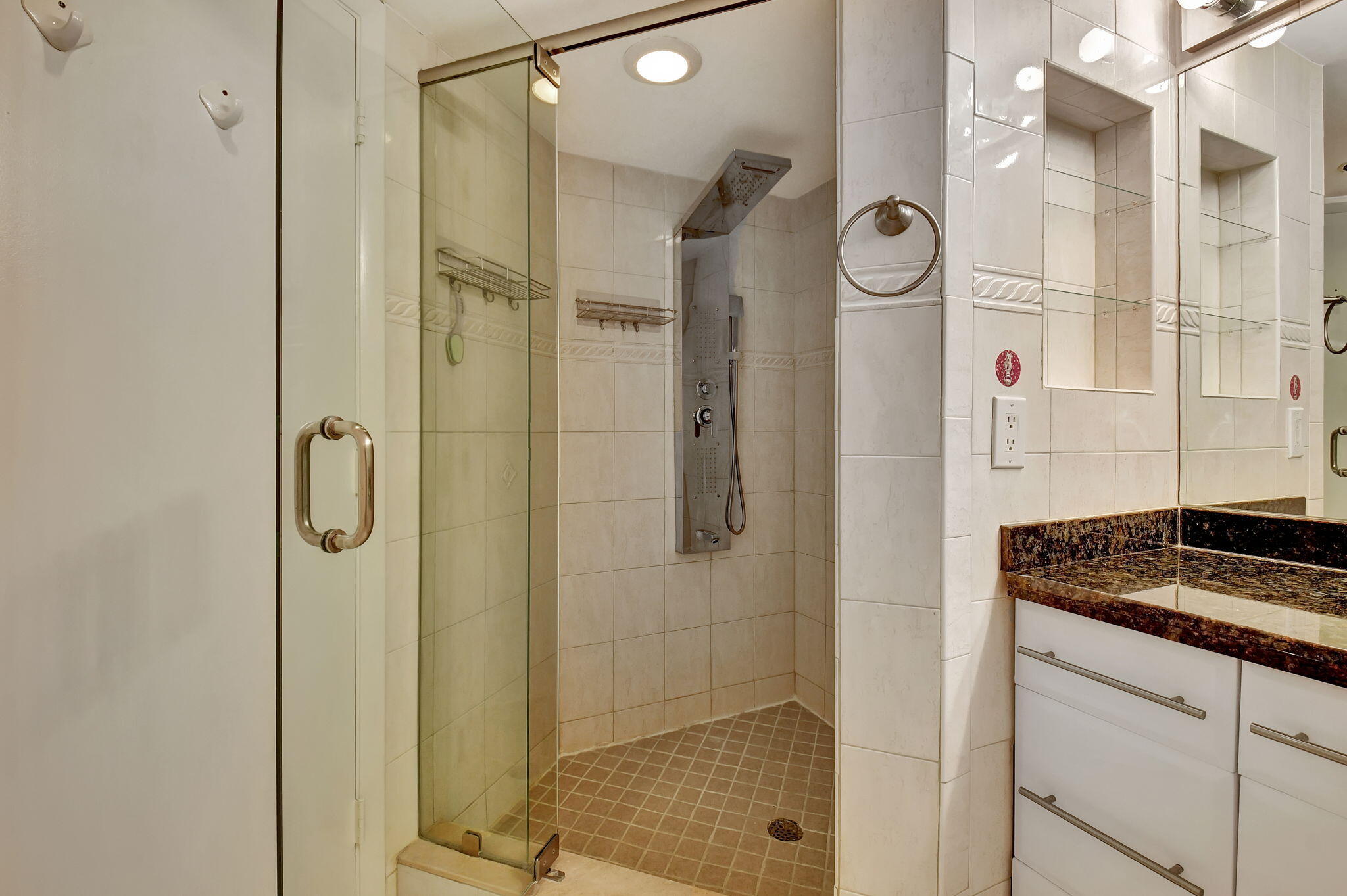 6372 La Costa Drive 302