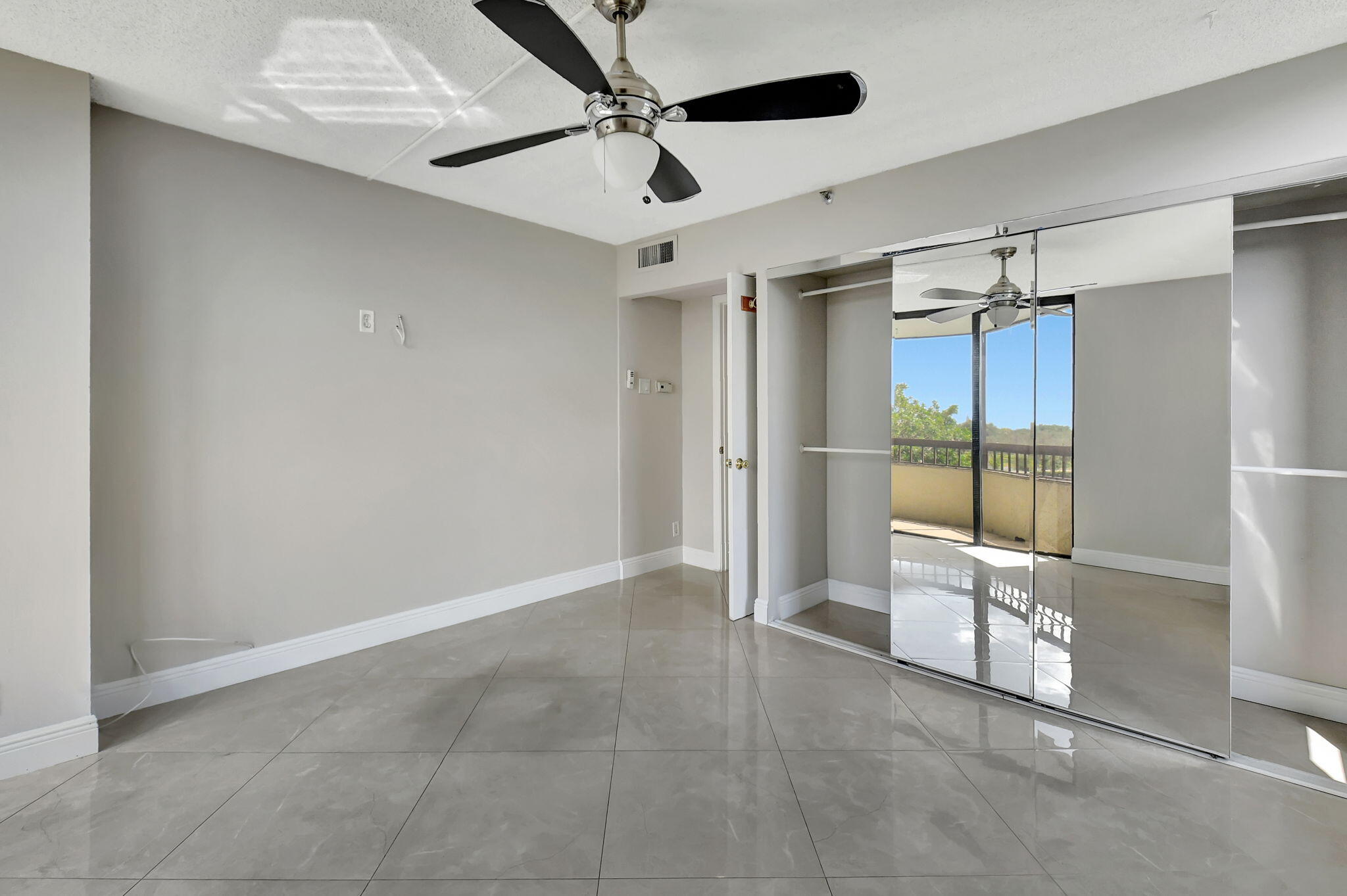6372 La Costa Drive 302