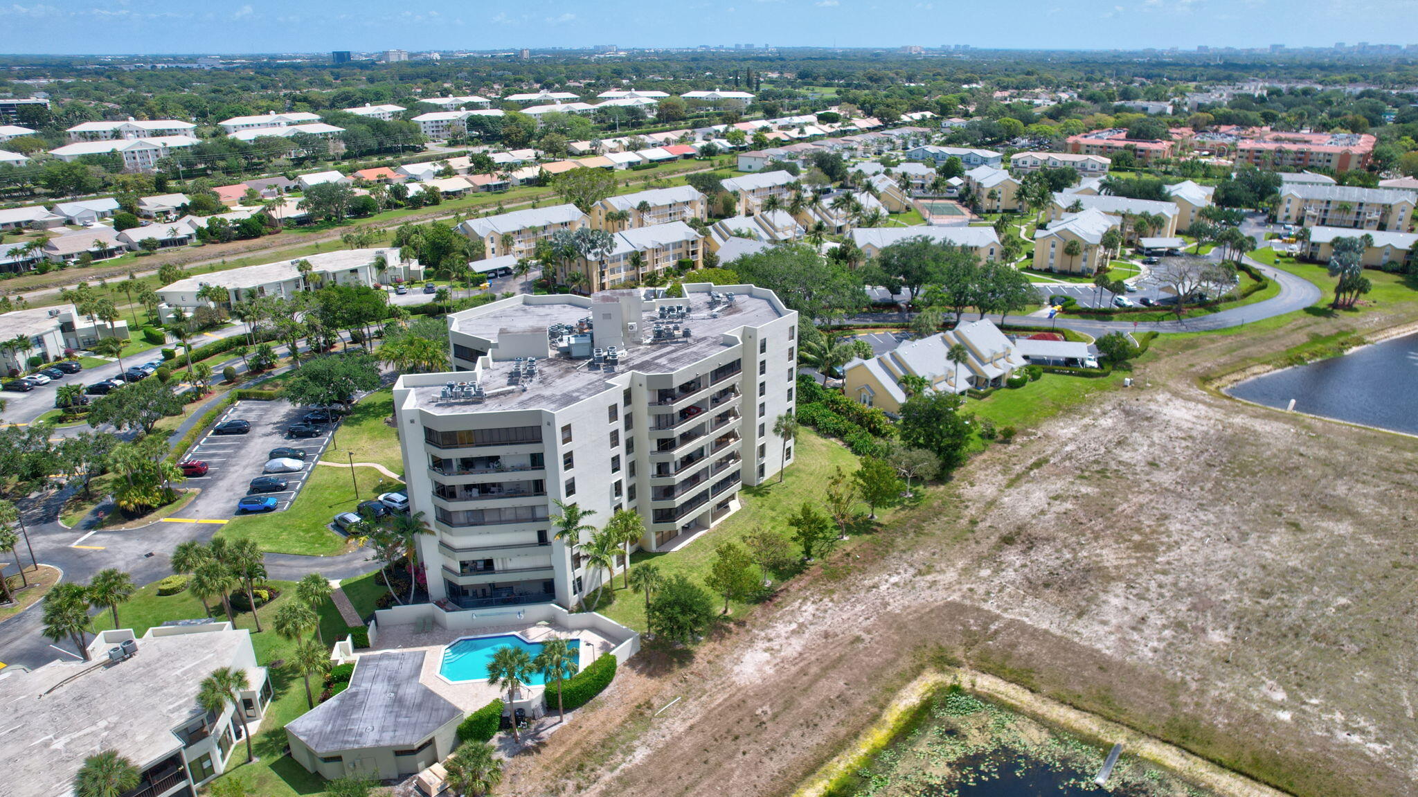 6372 La Costa Drive 302
