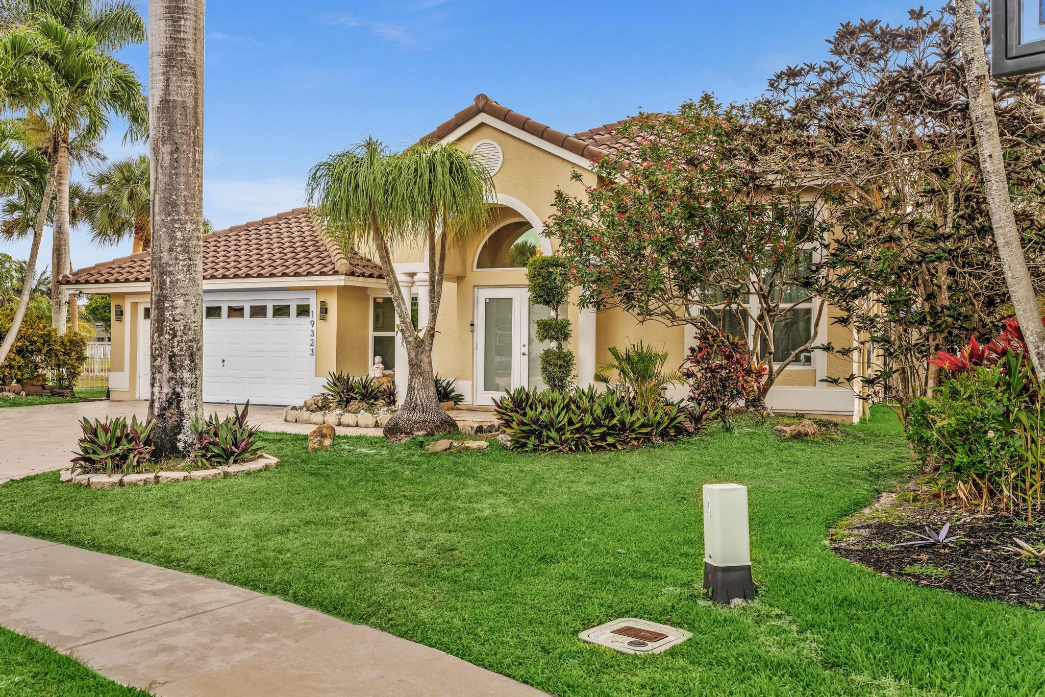 19323 King Palm Court