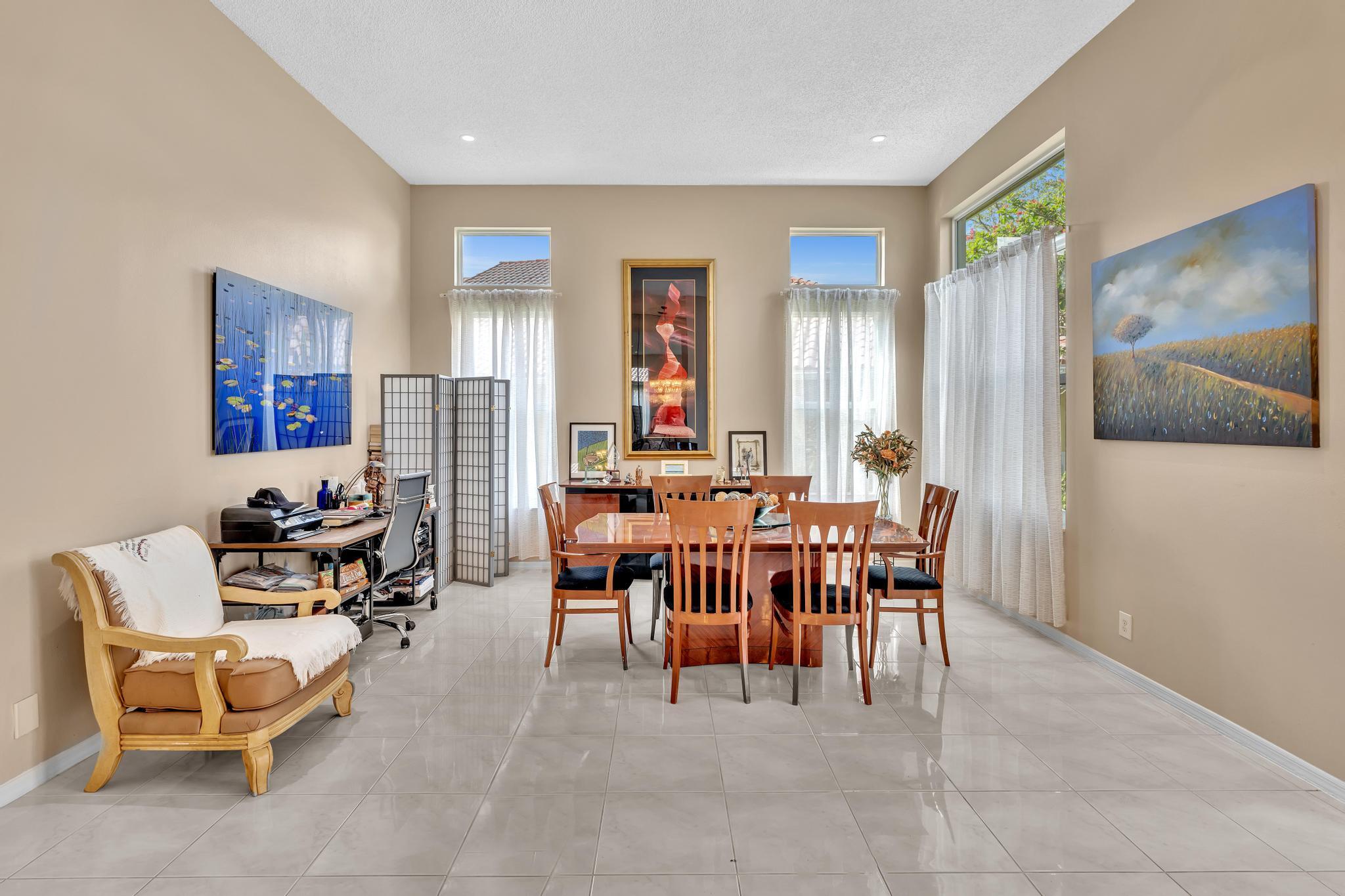 19323 King Palm Court