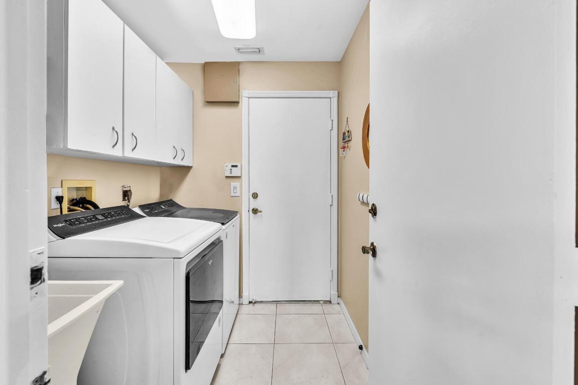 19323 King Palm Court