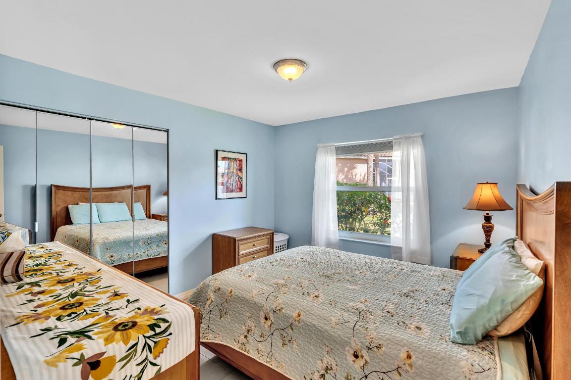 19323 King Palm Court