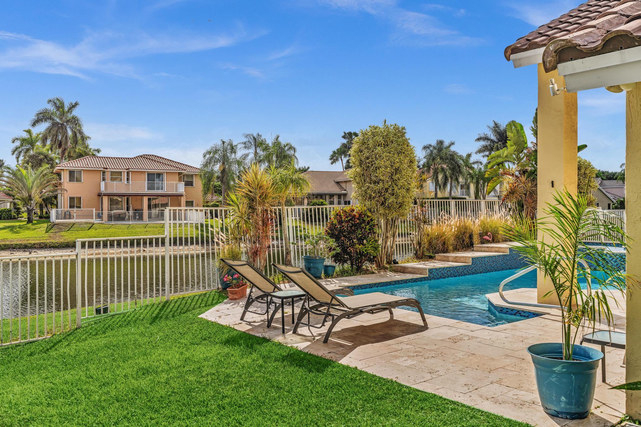 19323 King Palm Court