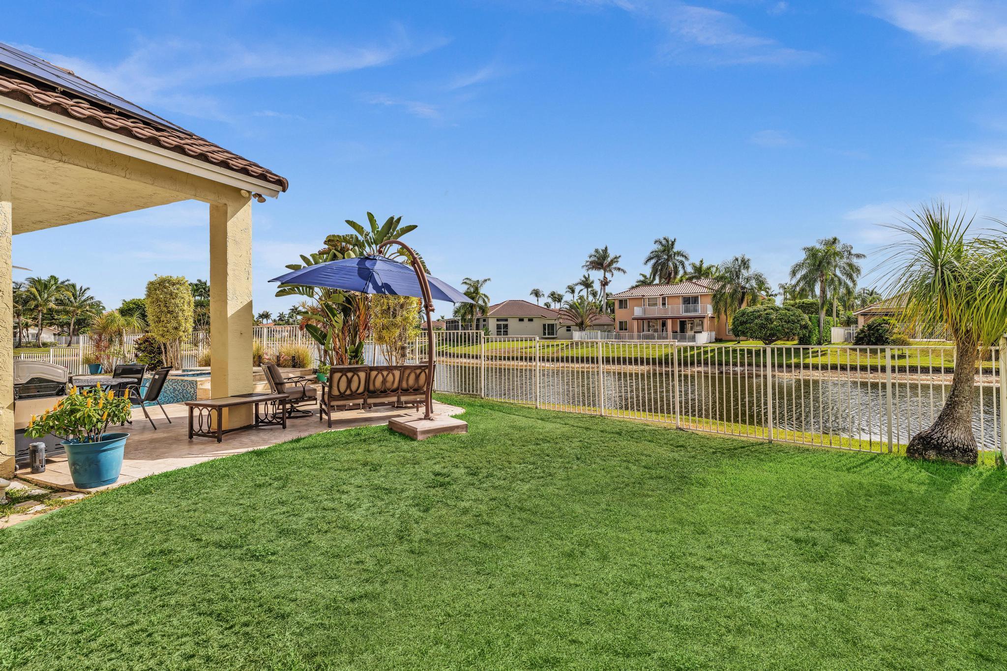 19323 King Palm Court