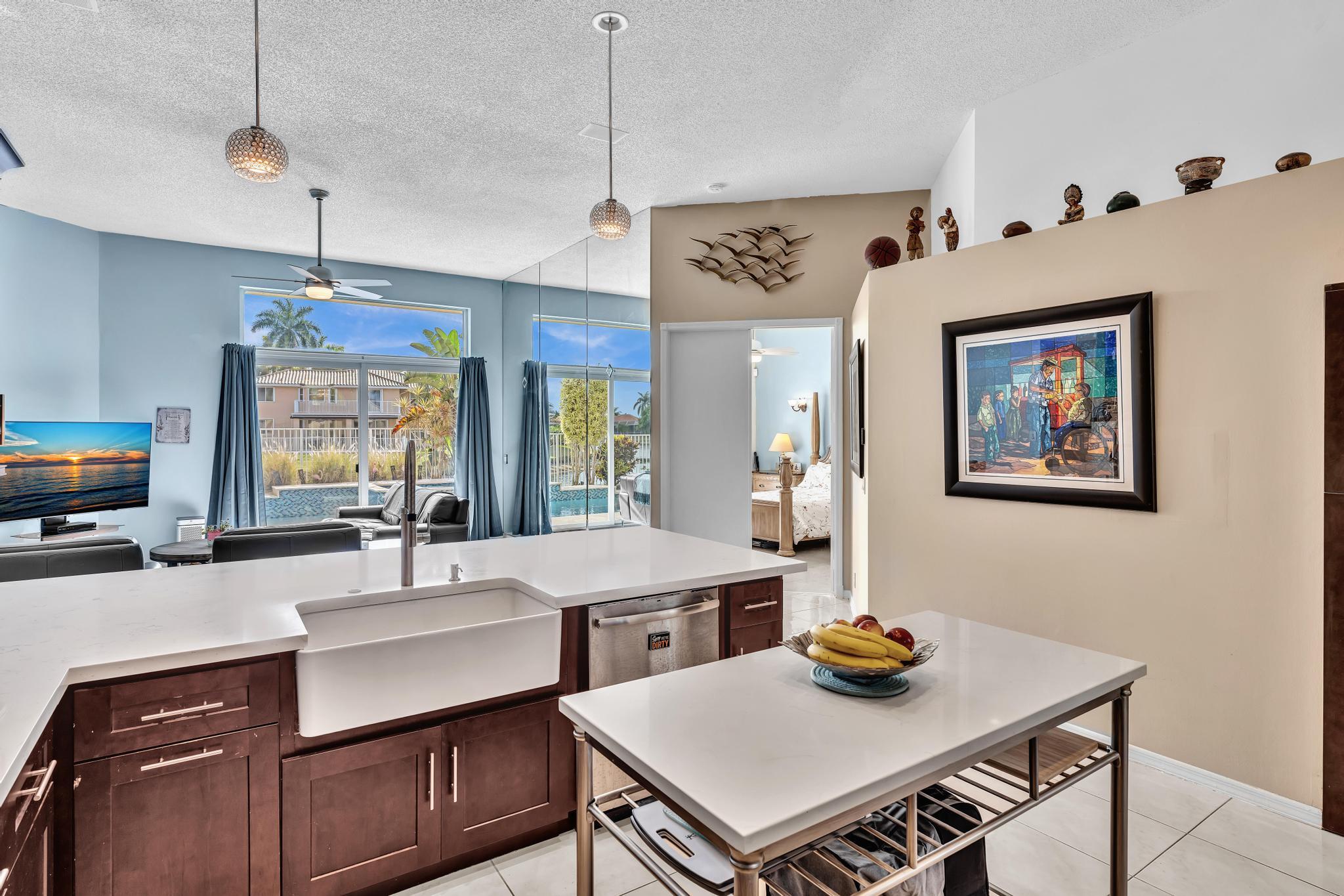 19323 King Palm Court