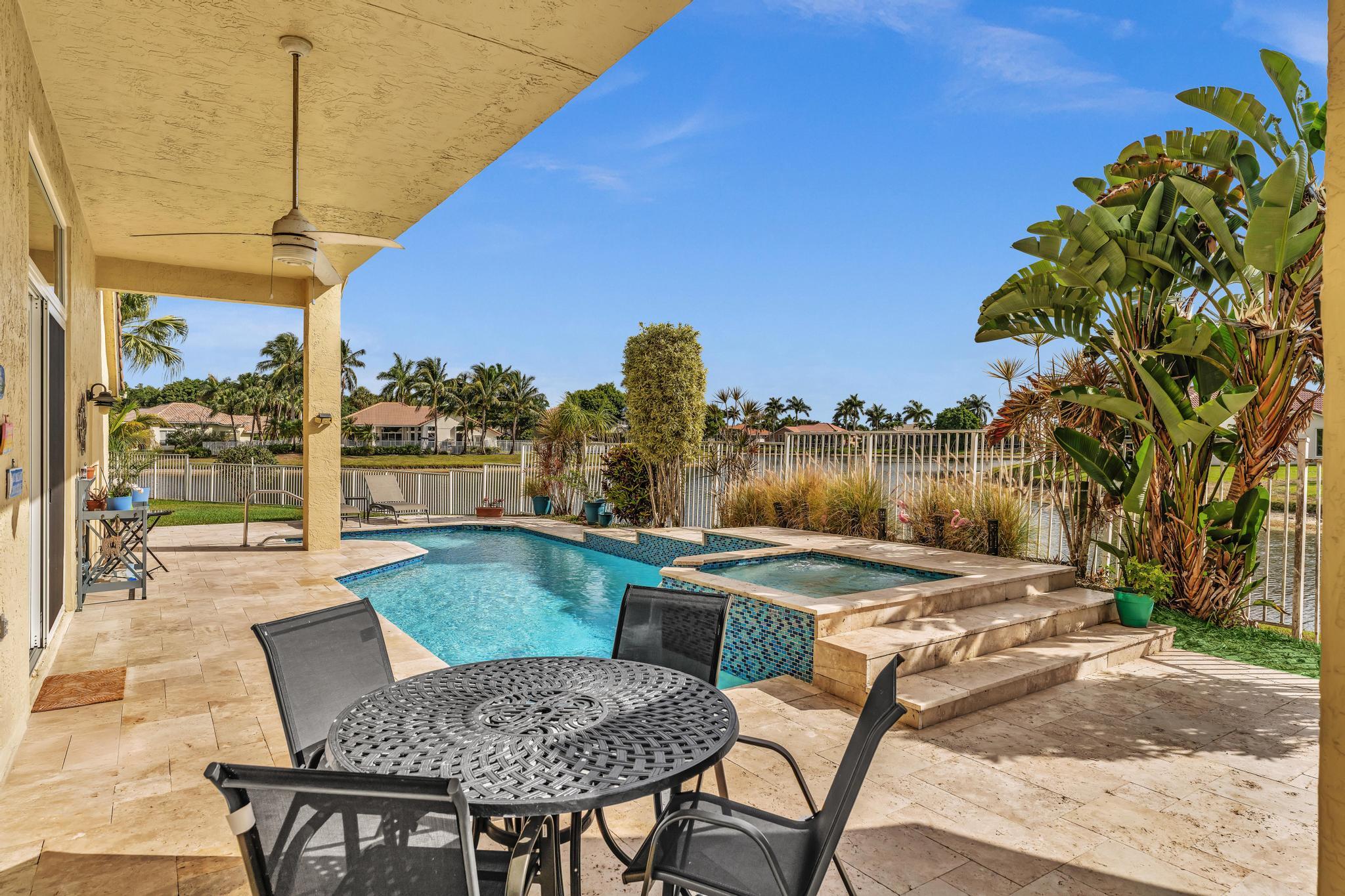 19323 King Palm Court