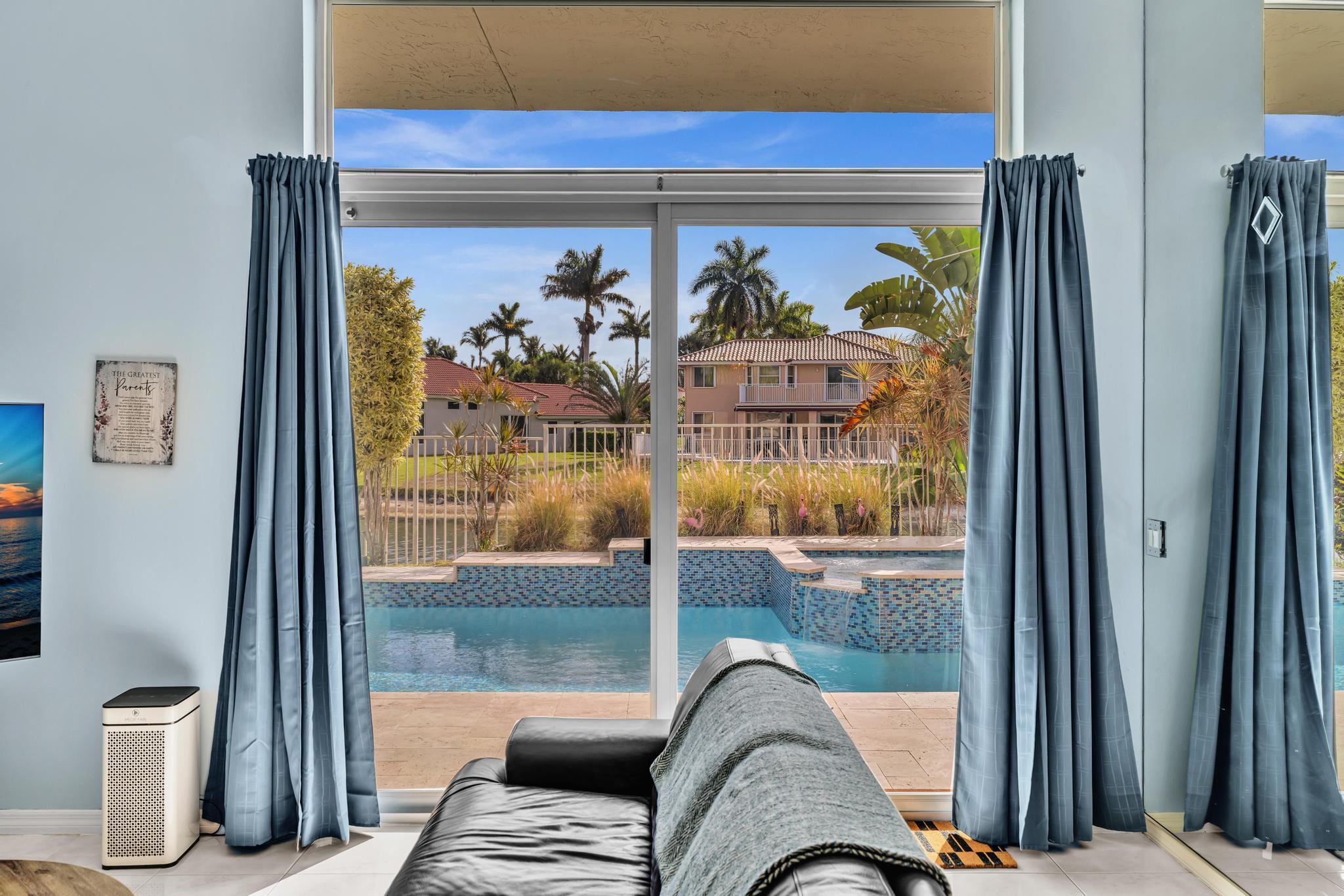 19323 King Palm Court