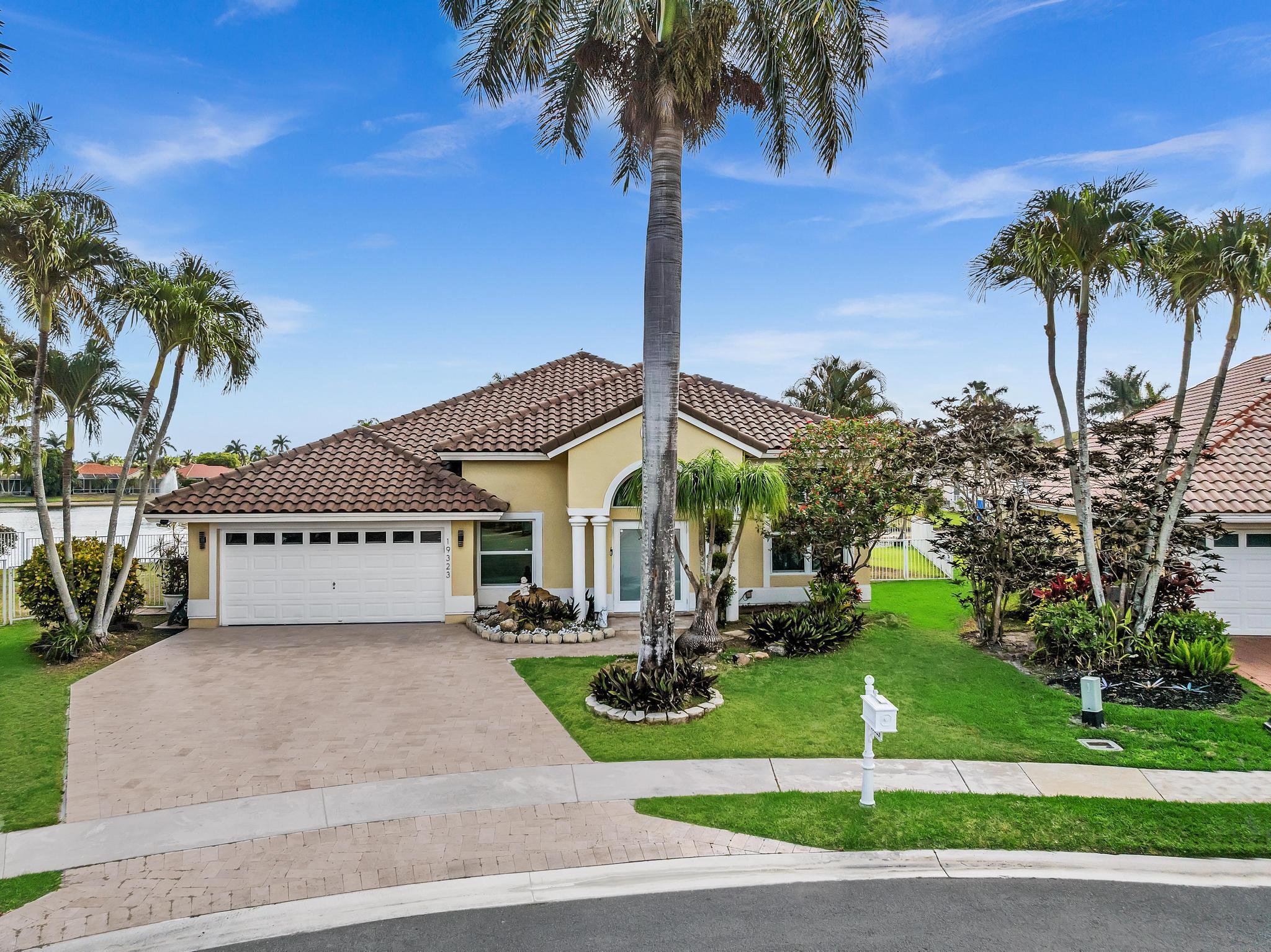 19323 King Palm Court