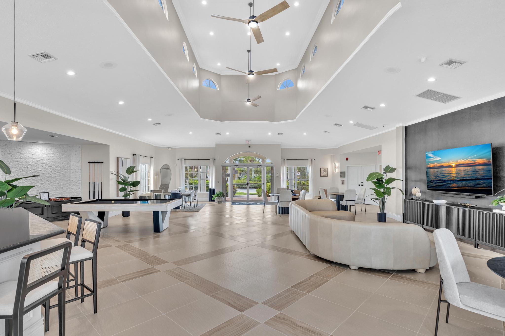 19323 King Palm Court