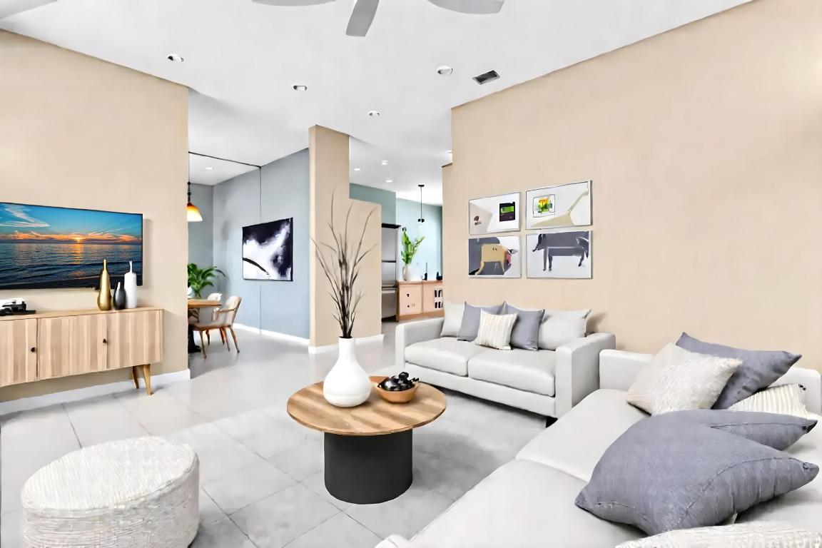 19323 King Palm Court