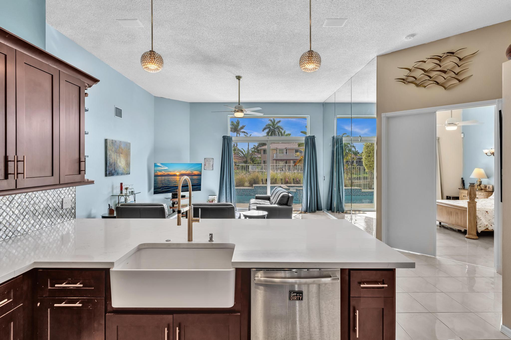 19323 King Palm Court