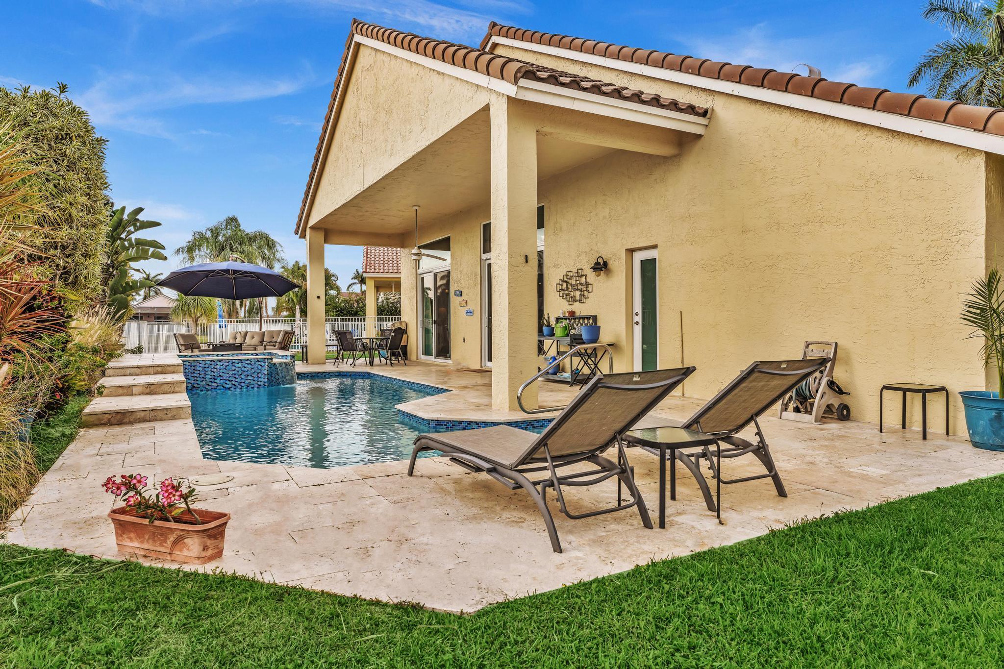 19323 King Palm Court