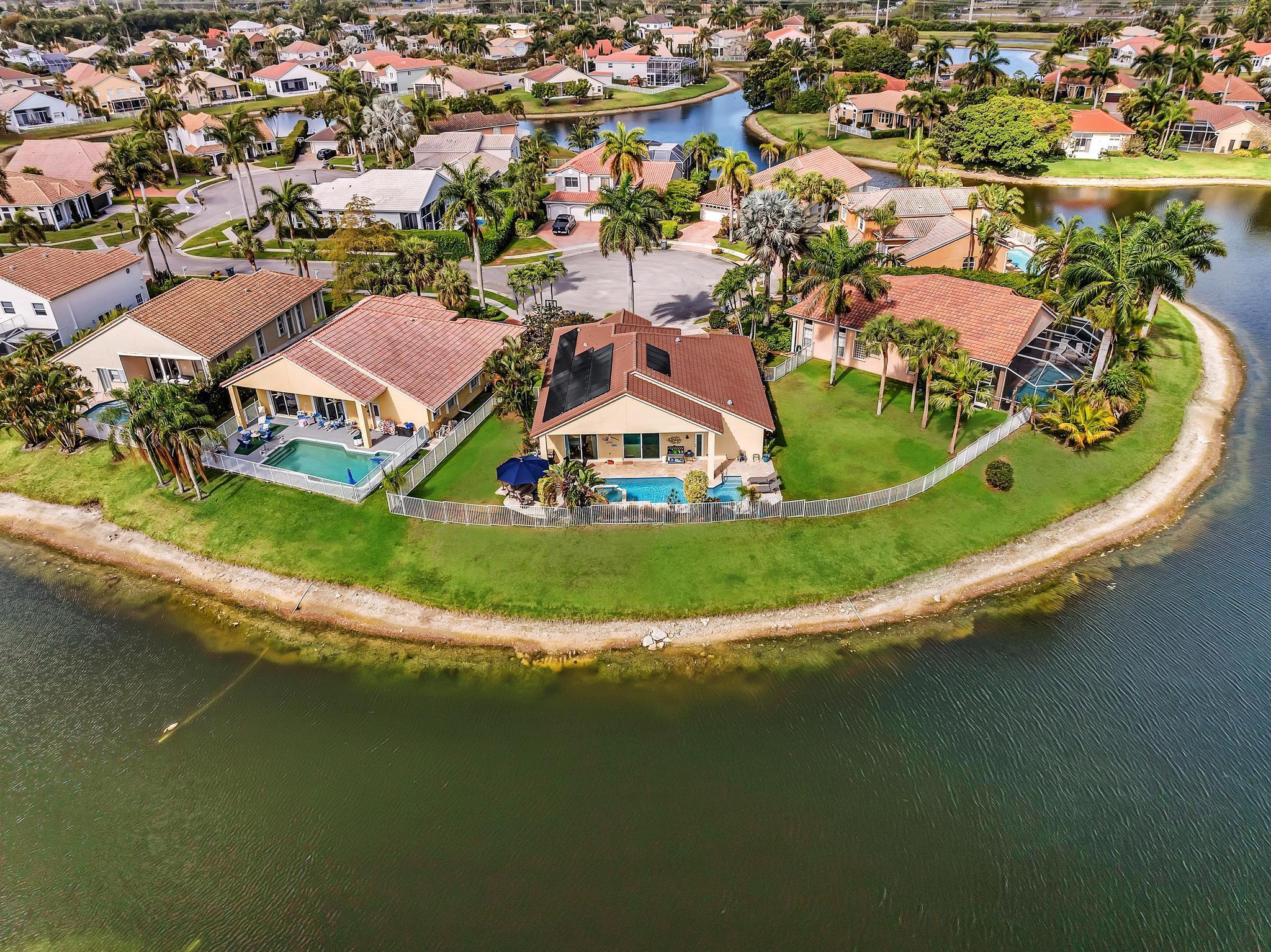 19323 King Palm Court