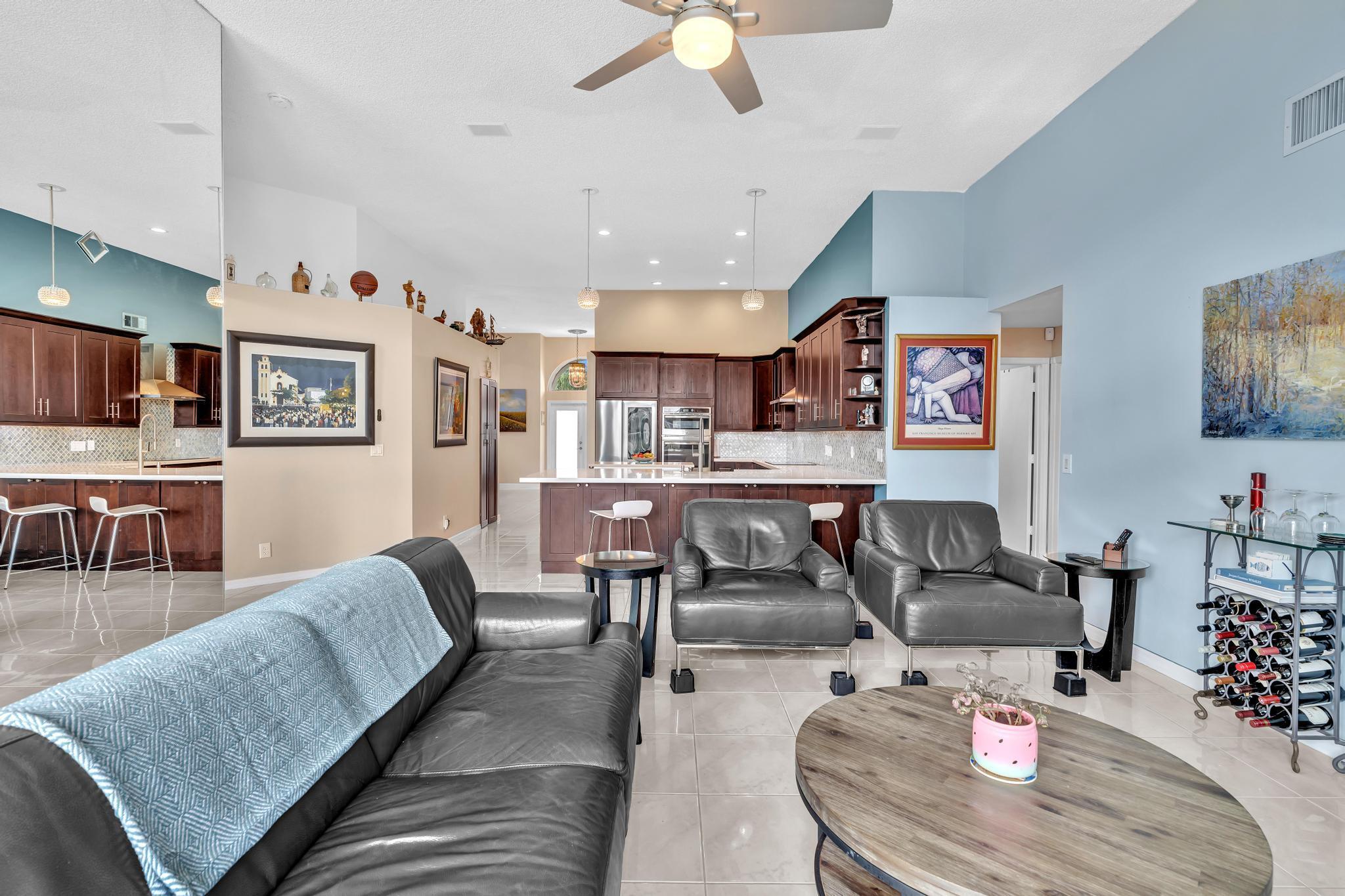 19323 King Palm Court