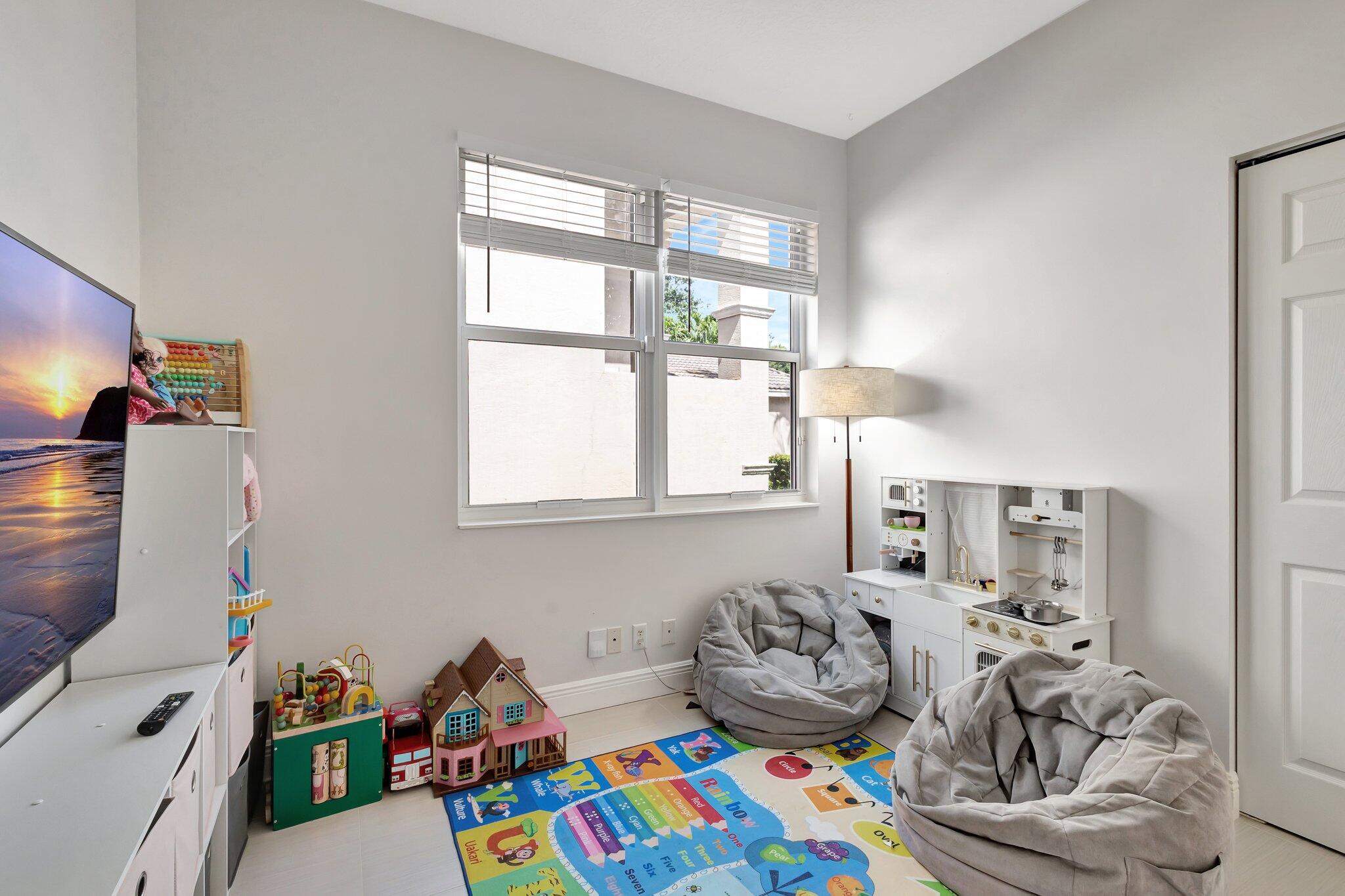 8092 Viale Matera