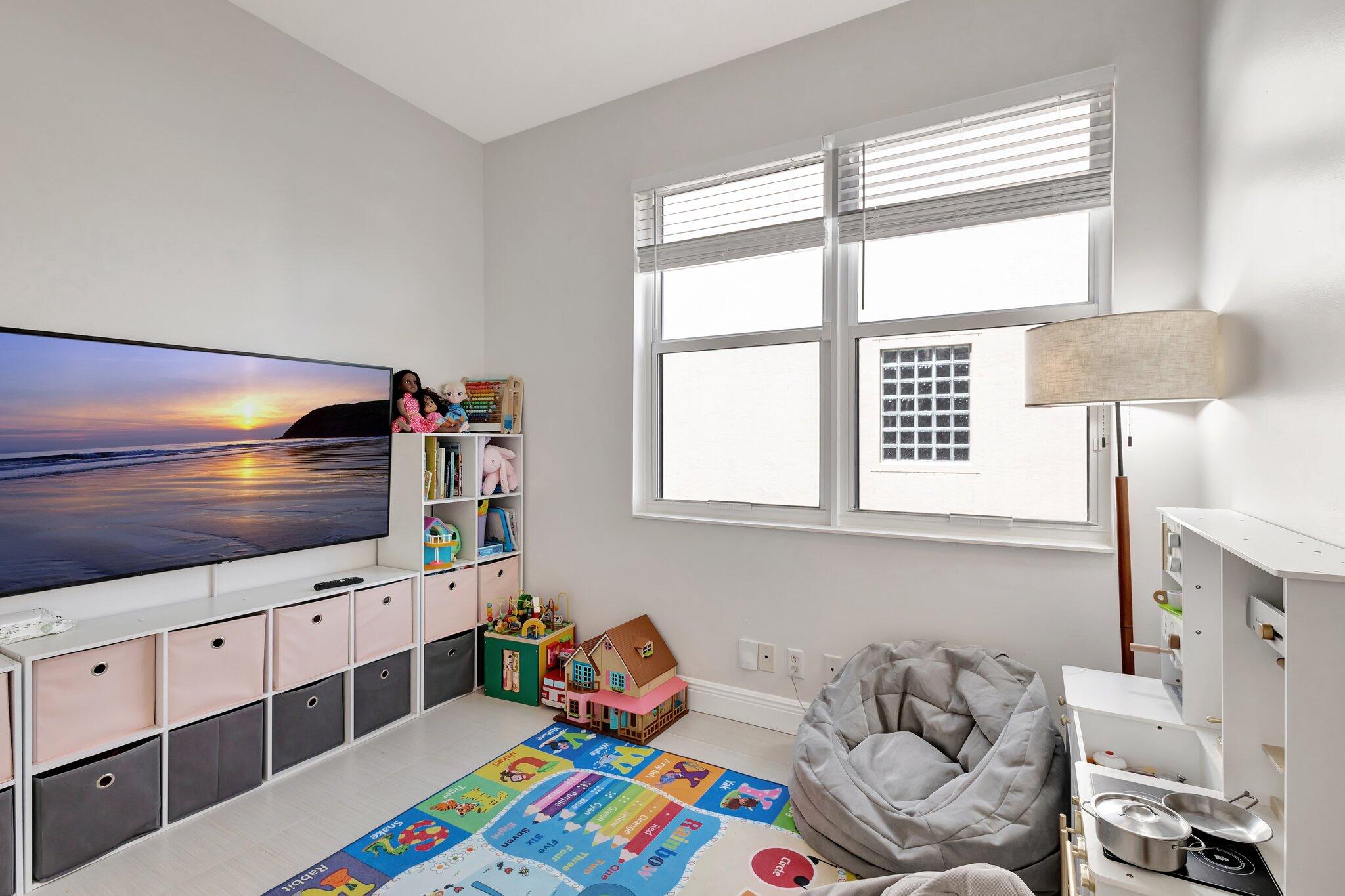 8092 Viale Matera