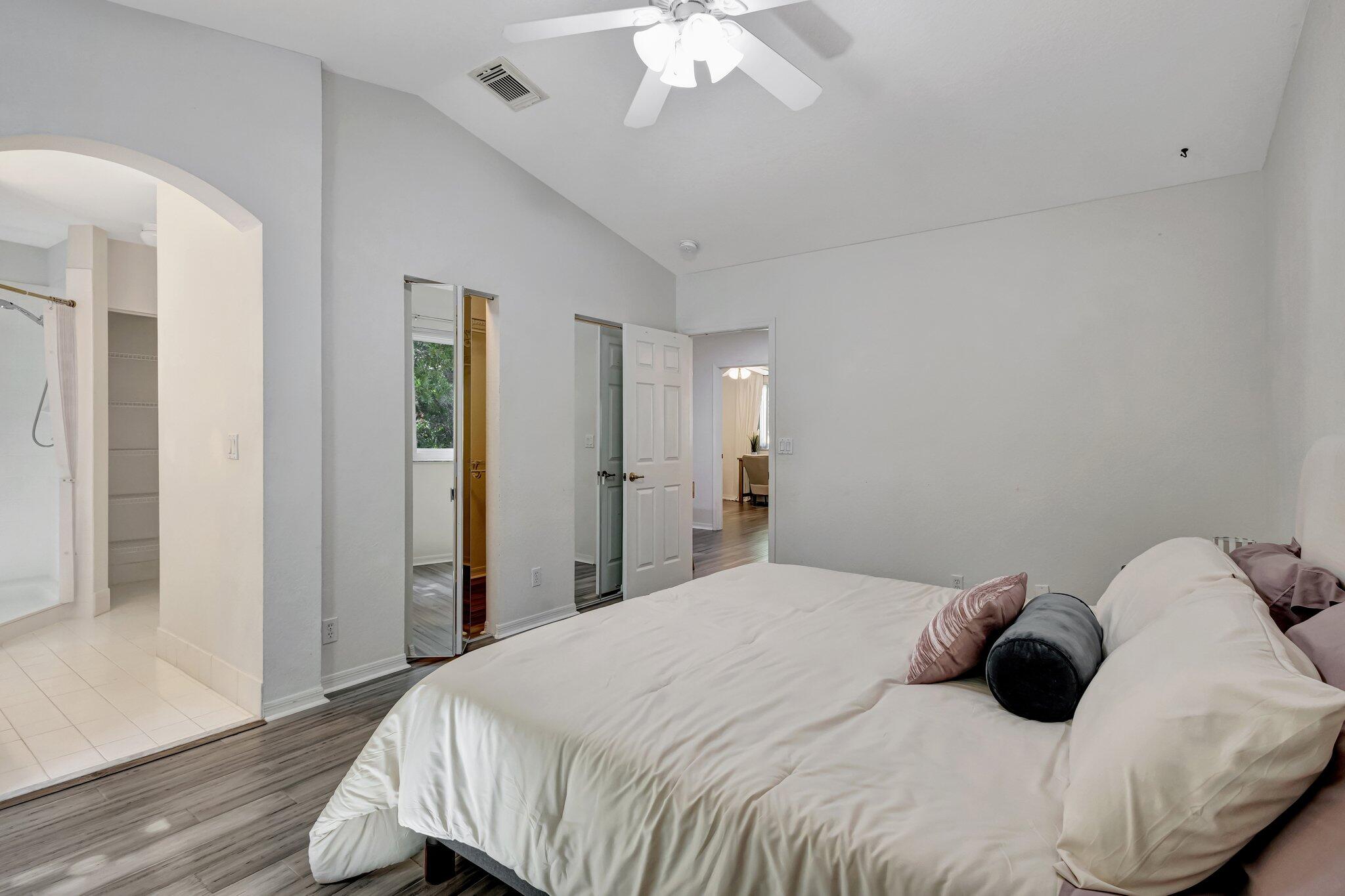 1033 Arezzo Circle