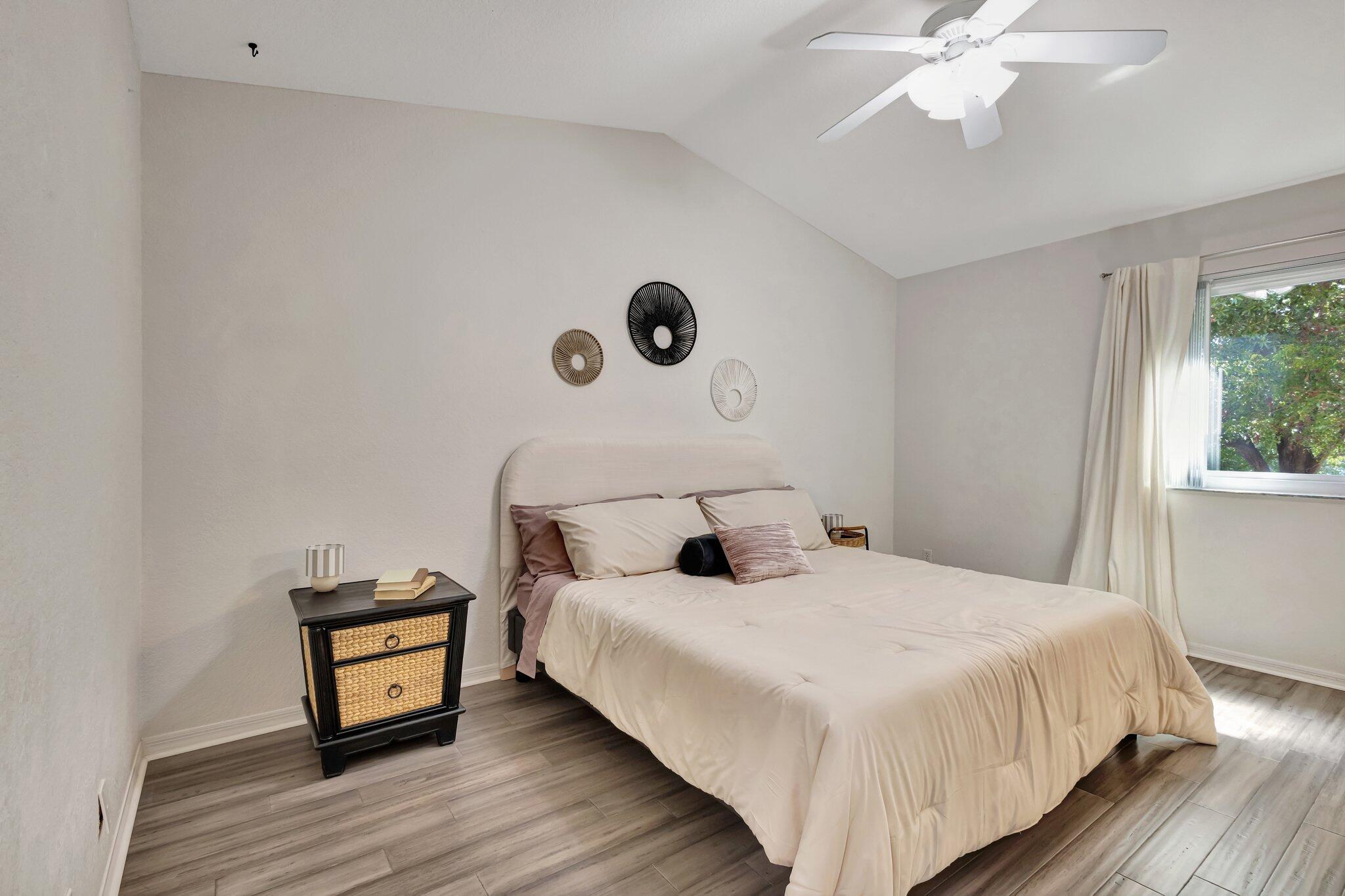 1033 Arezzo Circle