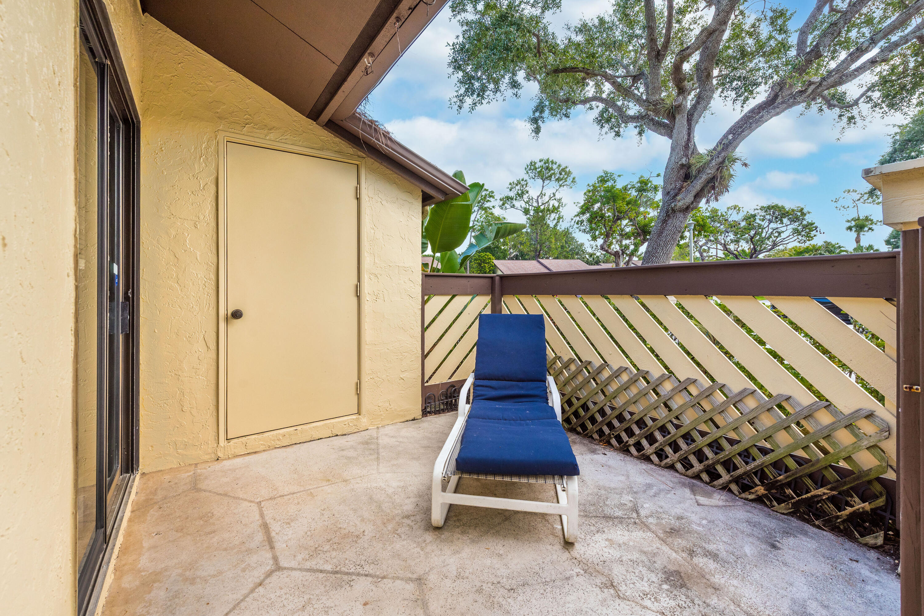 151 Pinto Palm Court