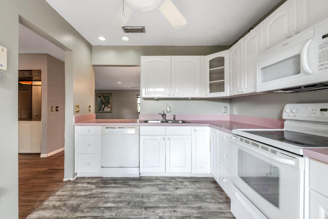 151 Pinto Palm Court