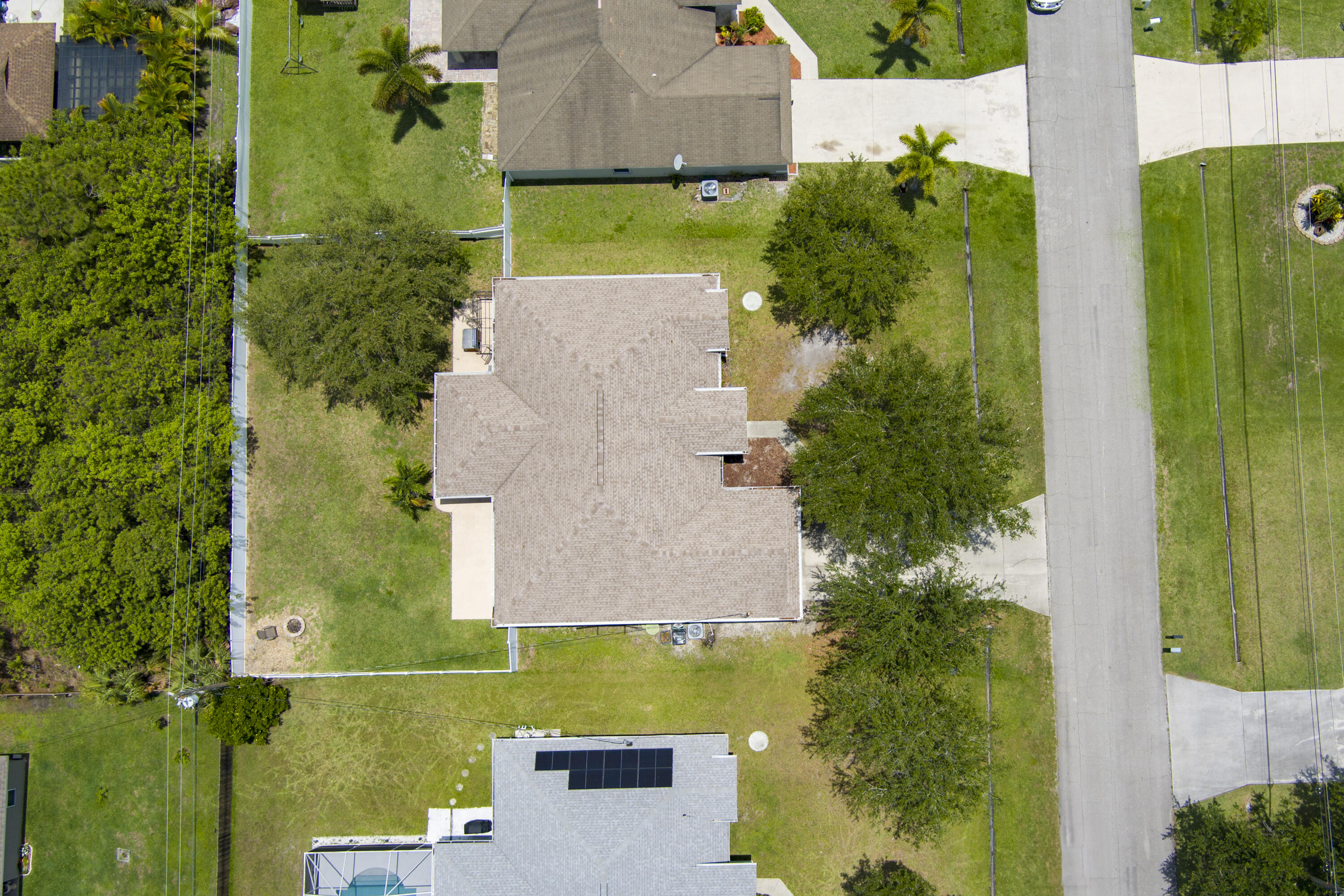 2401 SW Santana Avenue