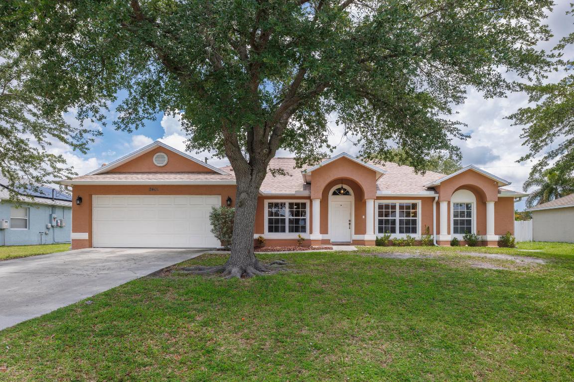 2401 SW Santana Avenue