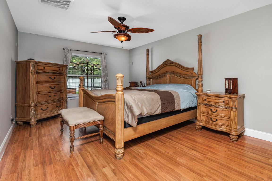 2401 SW Santana Avenue