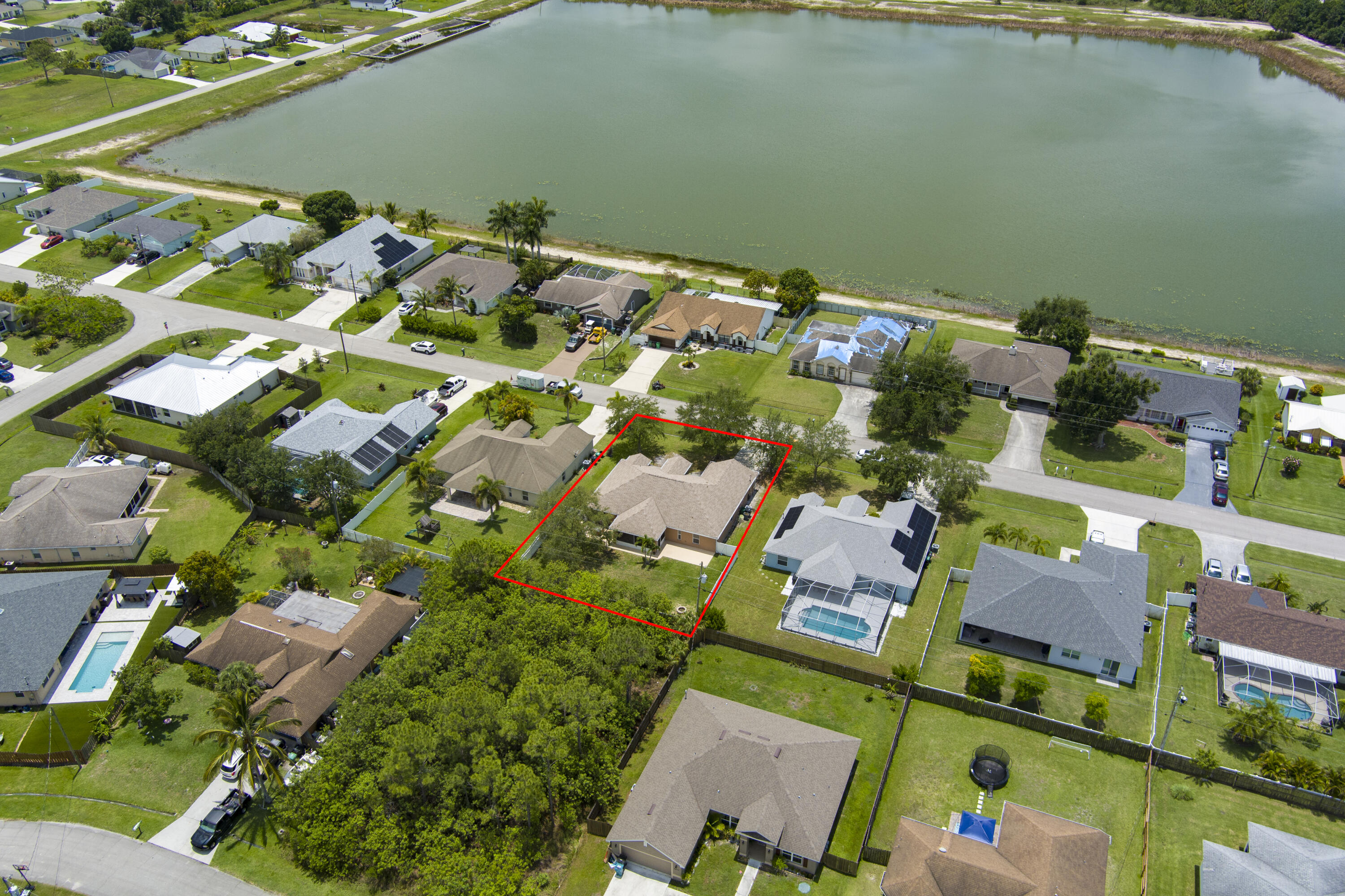 2401 SW Santana Avenue