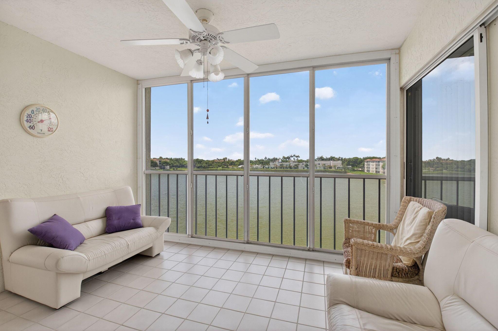 6112 Huntwick Terrace 404