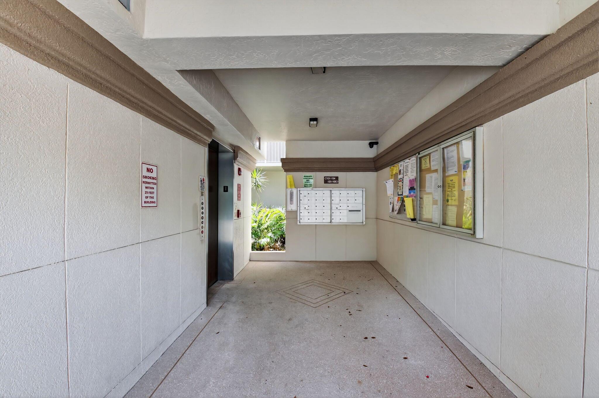 6112 Huntwick Terrace 404