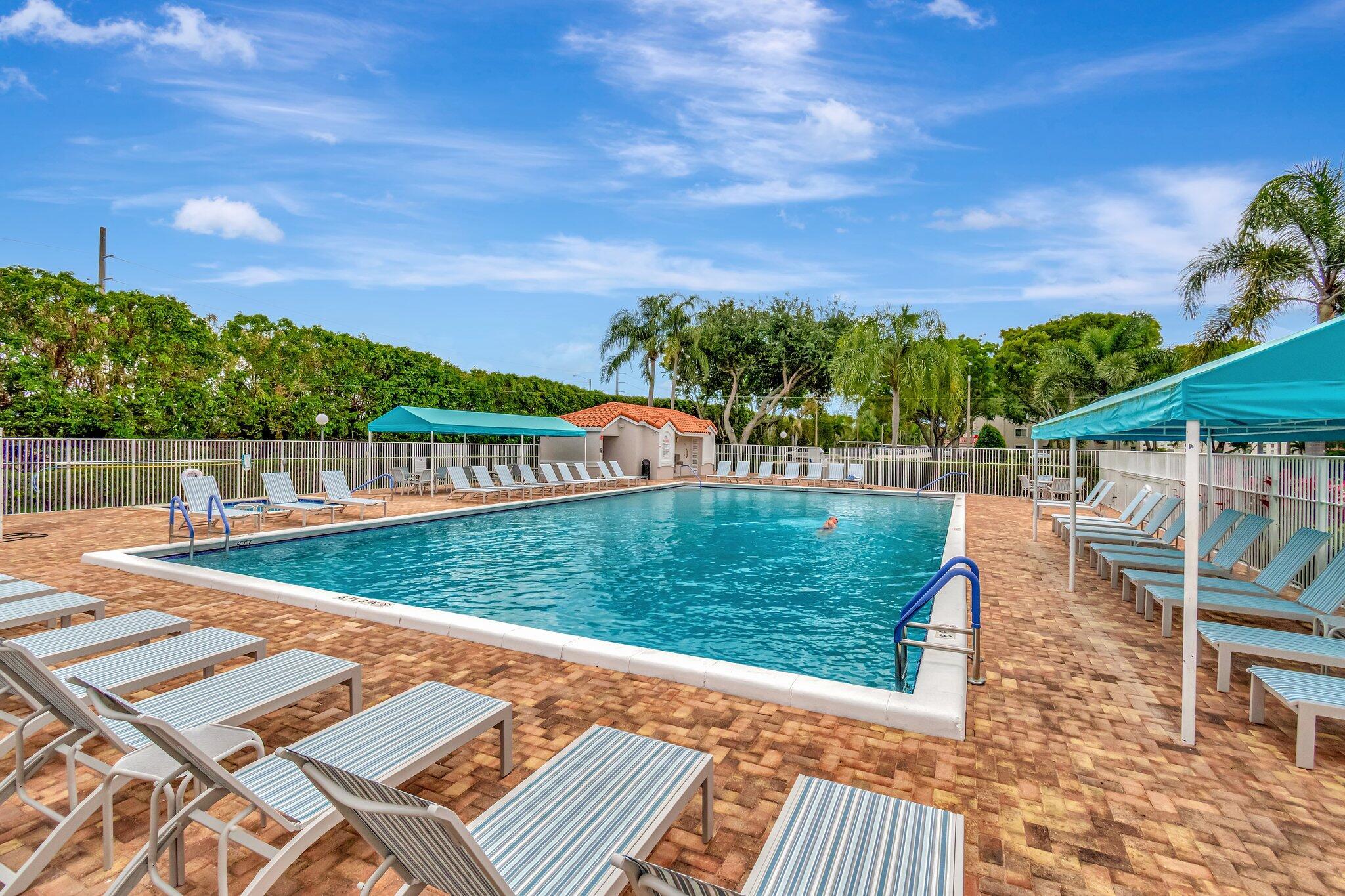 6112 Huntwick Terrace 404