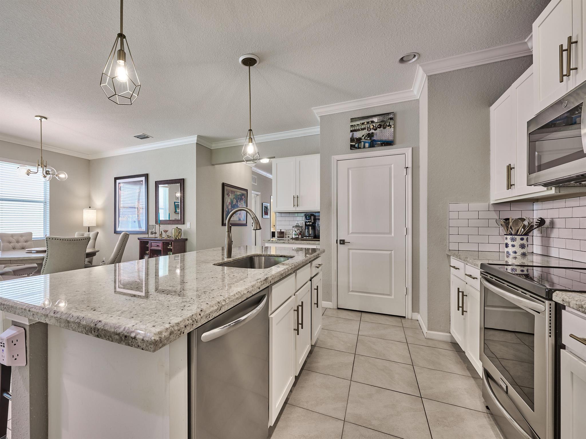 4017 Tomoka Drive