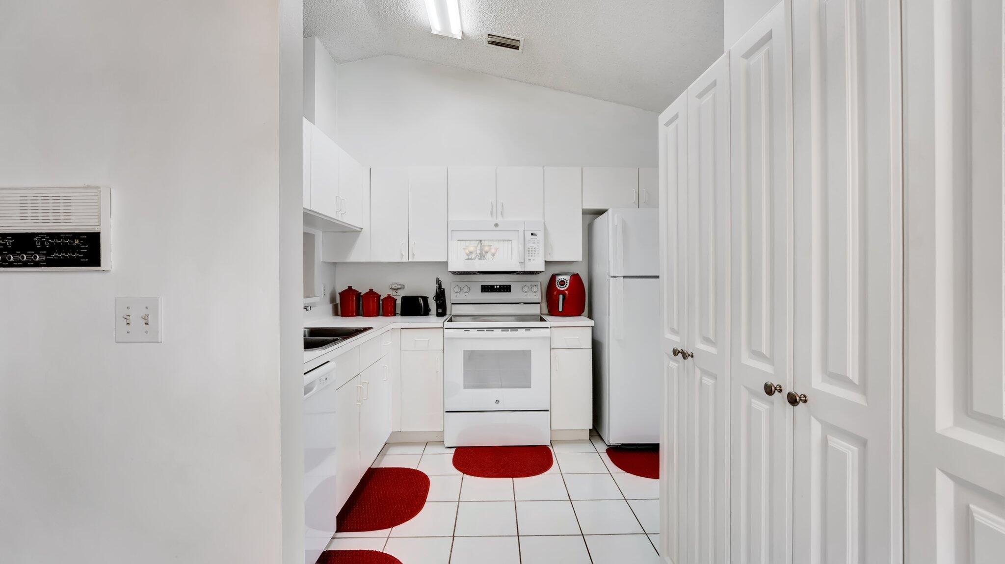 9858 Holly Hill Drive