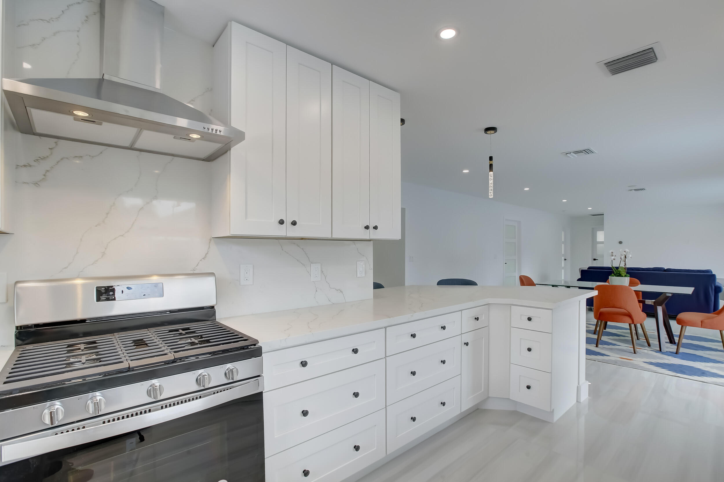 280 SE 9th Street