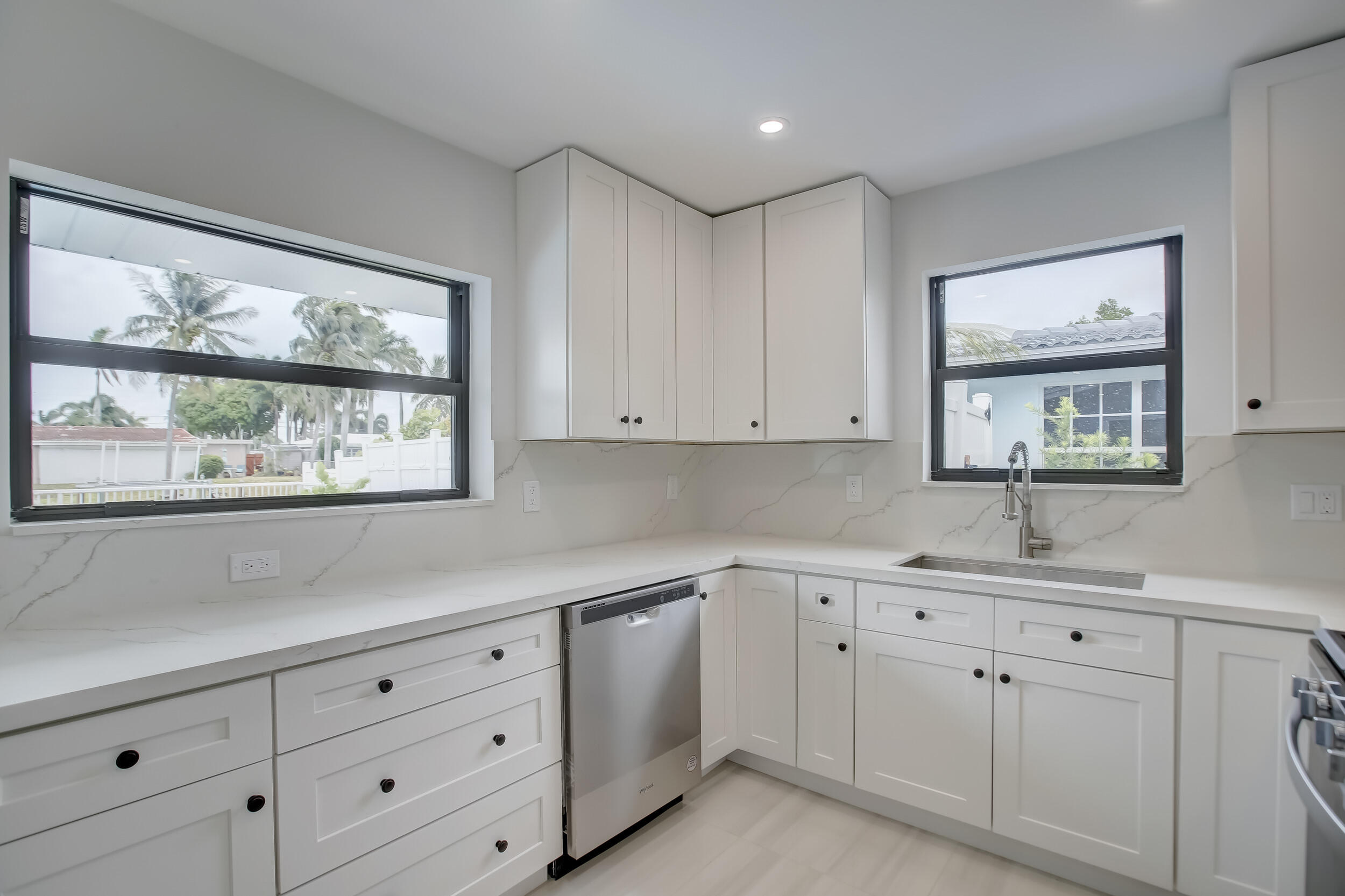 280 SE 9th Street