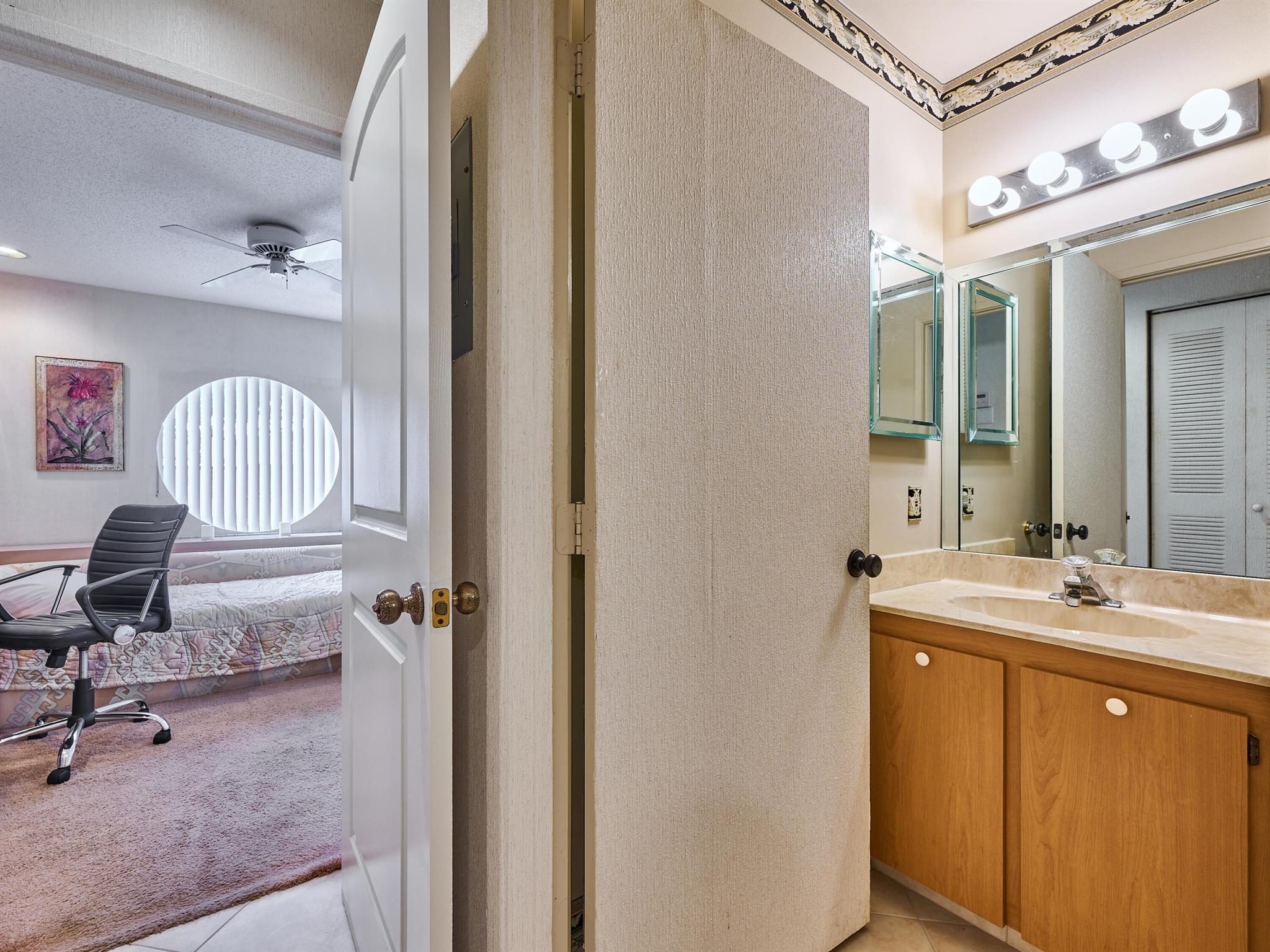 10828 Lake Palm Lane 202