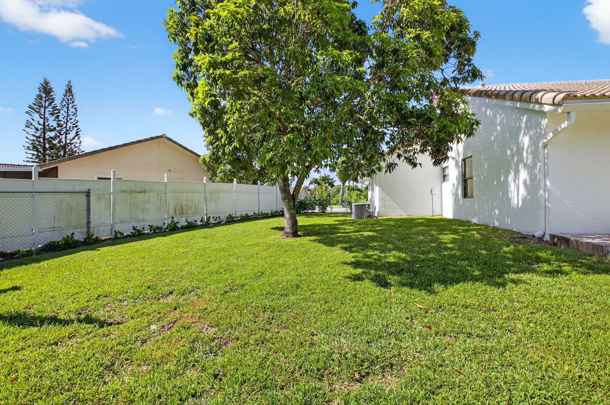 10141 Dara Court