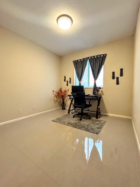 673 Gazetta Way