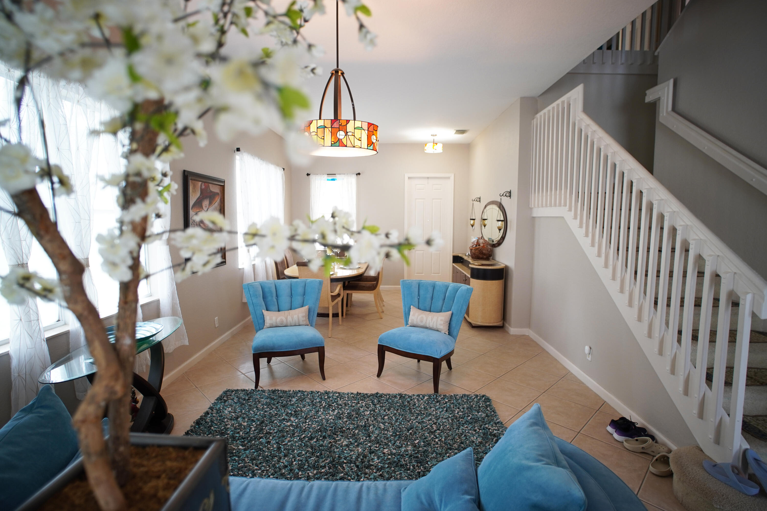 673 Gazetta Way