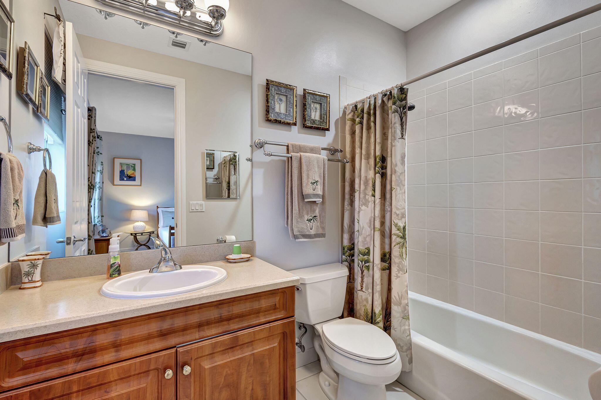 8107 Woodslanding Trail