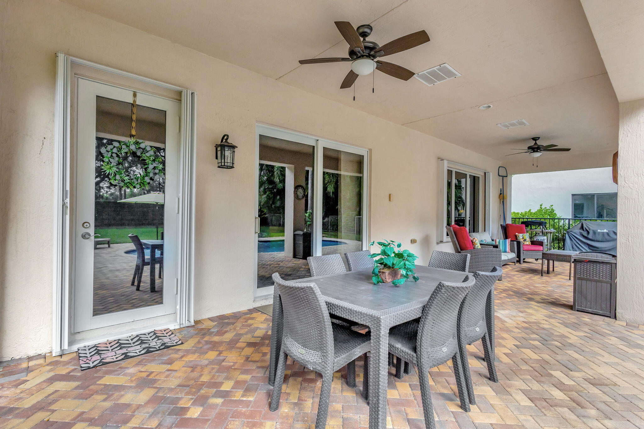 8107 Woodslanding Trail