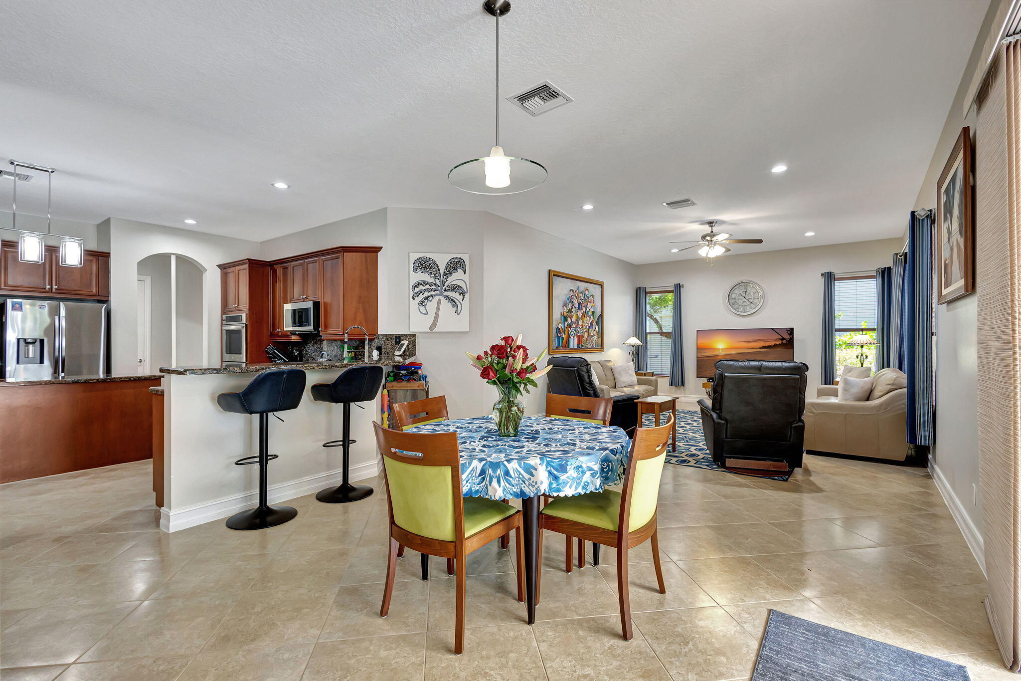 8107 Woodslanding Trail