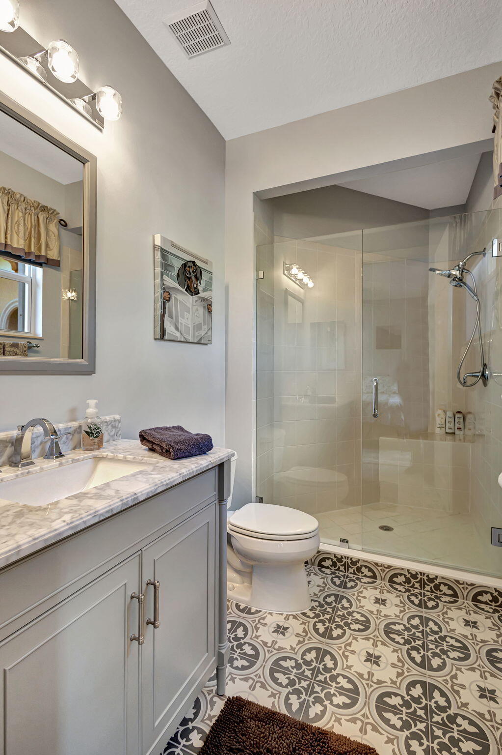 8107 Woodslanding Trail