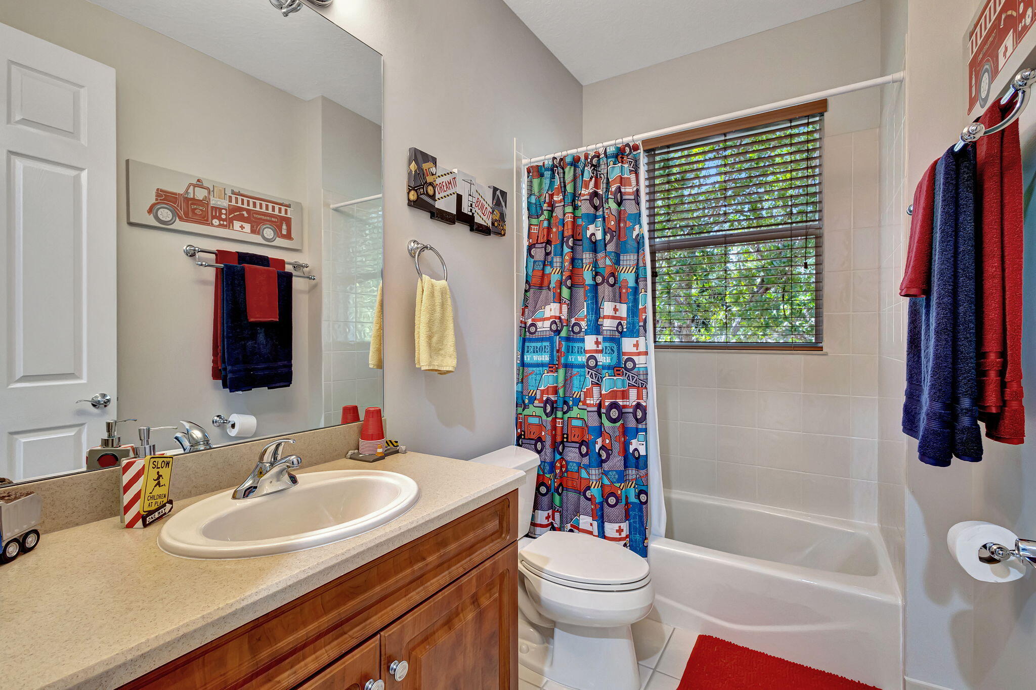 8107 Woodslanding Trail