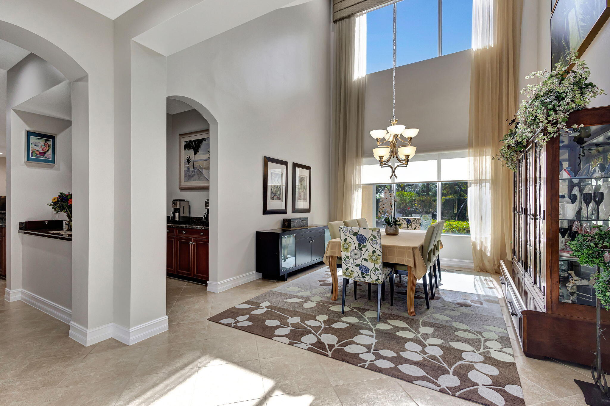 8107 Woodslanding Trail
