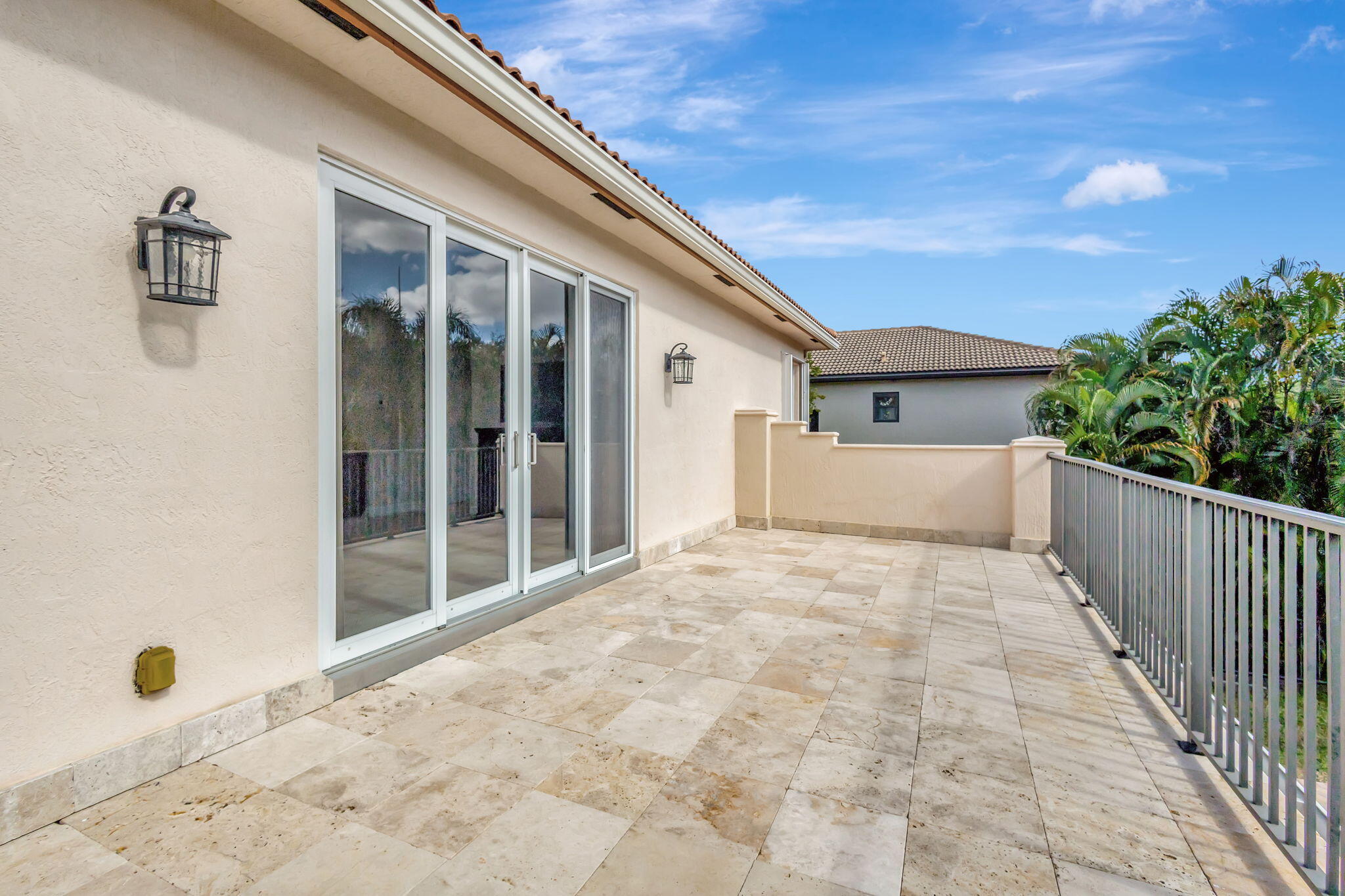8107 Woodslanding Trail