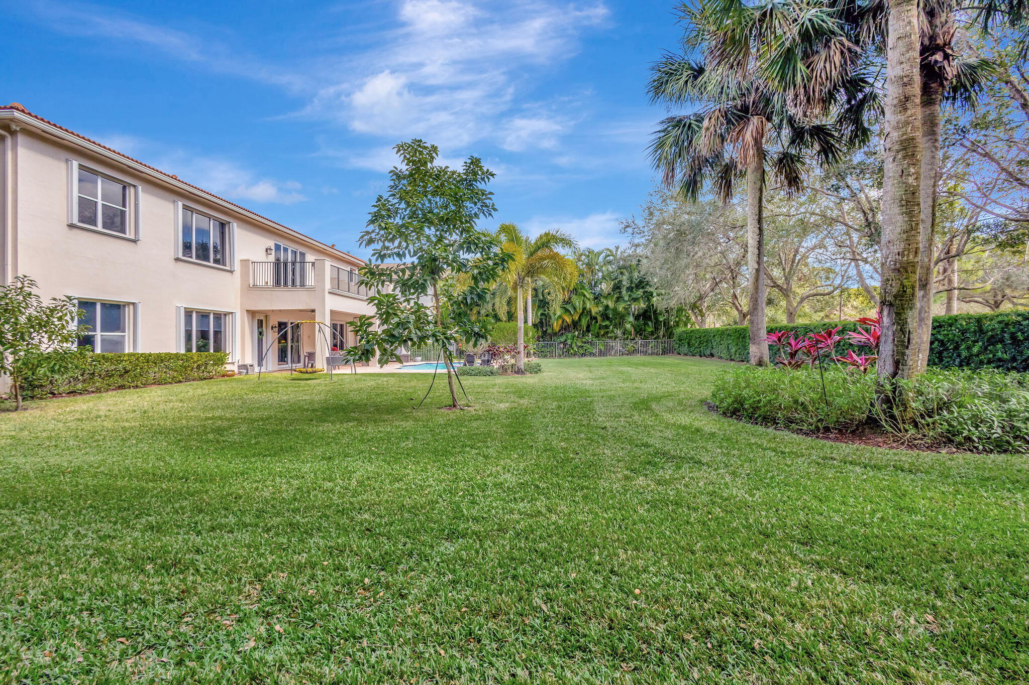 8107 Woodslanding Trail