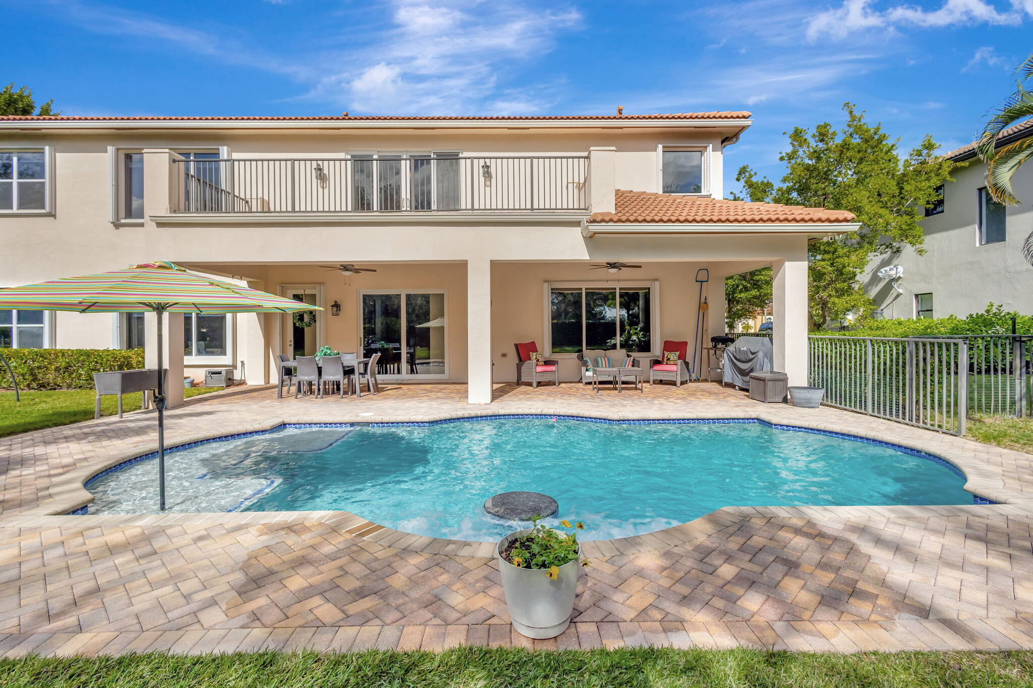 8107 Woodslanding Trail